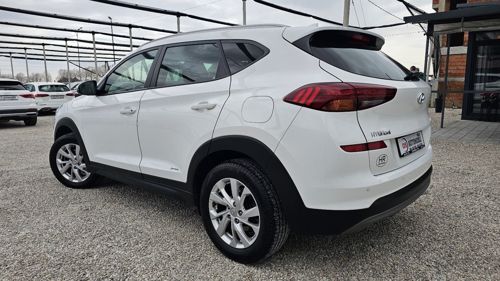 Hyundai Tucson 1,6 CRDi,CLIMATRONIC,LED,KAMERA,ALU,TEMPOMAT,JAMSTVO, fotografija 8
