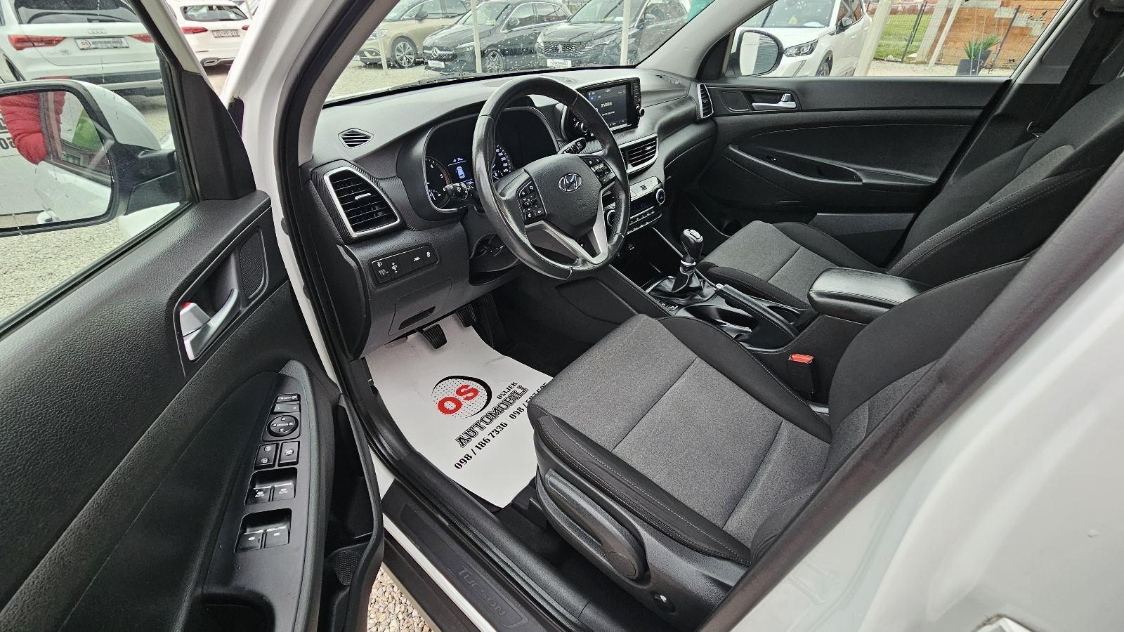 Hyundai Tucson 1,6 CRDi,CLIMATRONIC,LED,KAMERA,ALU,TEMPOMAT,JAMSTVO, fotografija 11
