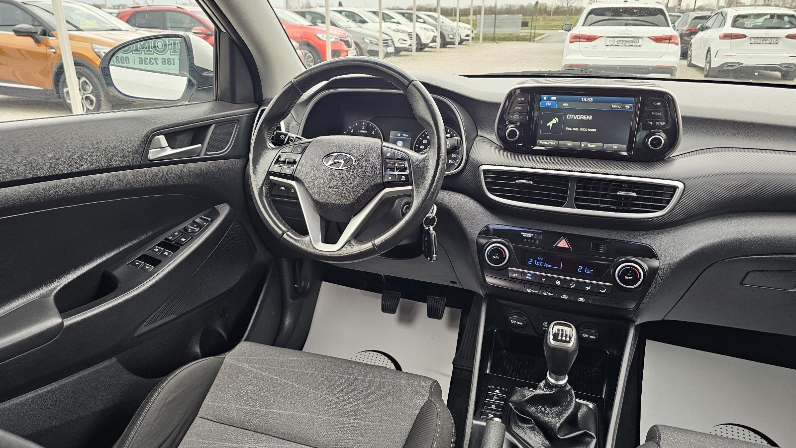 Hyundai Tucson 1,6 CRDi,CLIMATRONIC,LED,KAMERA,ALU,TEMPOMAT,JAMSTVO, fotografija 18