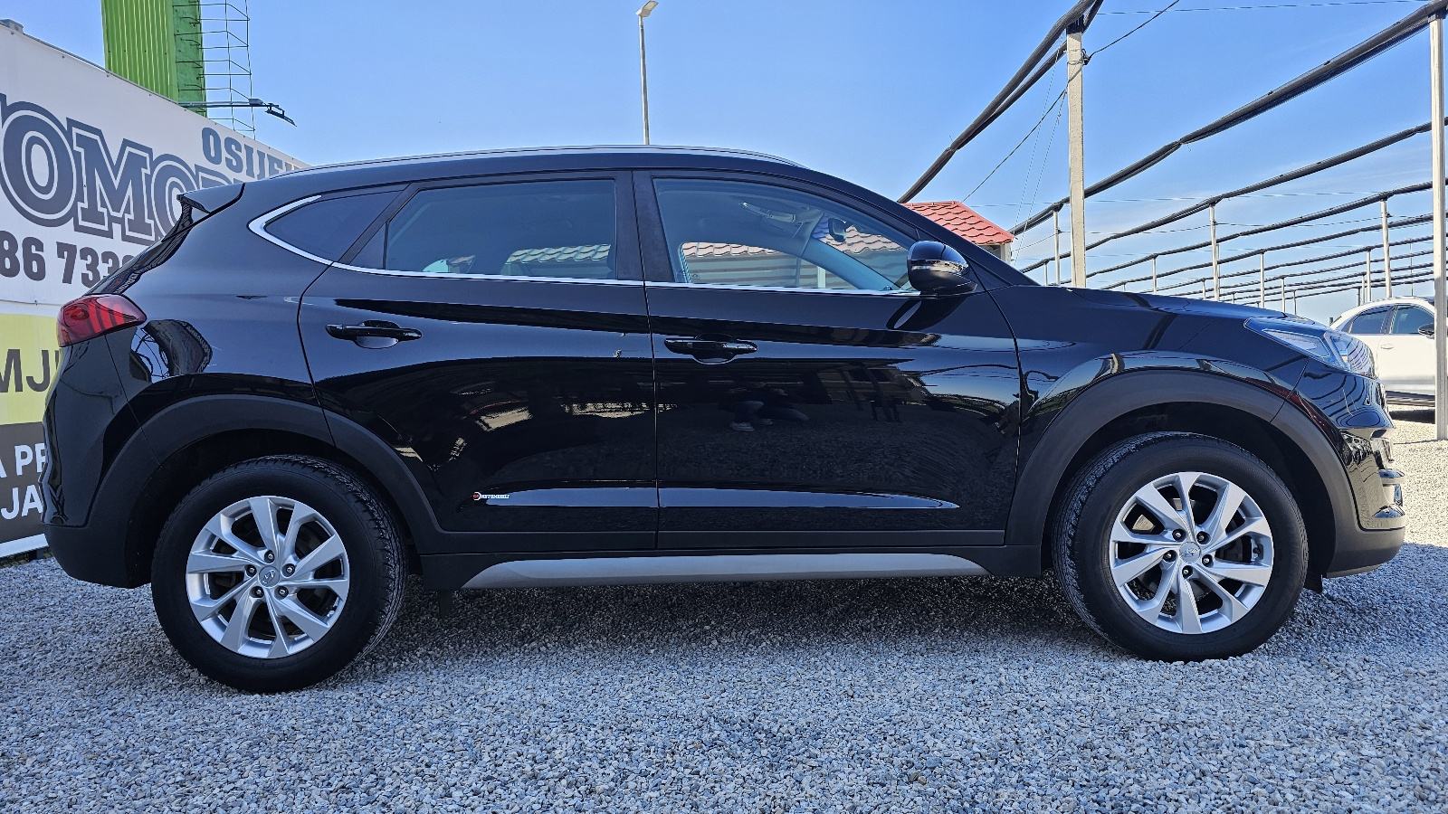 Hyundai Tucson 1,6 CRDi,CLIMATRONIC,LED,KAMERA,ALU,TEMPOMAT,JAMSTVO, pogled izvana - slika 2