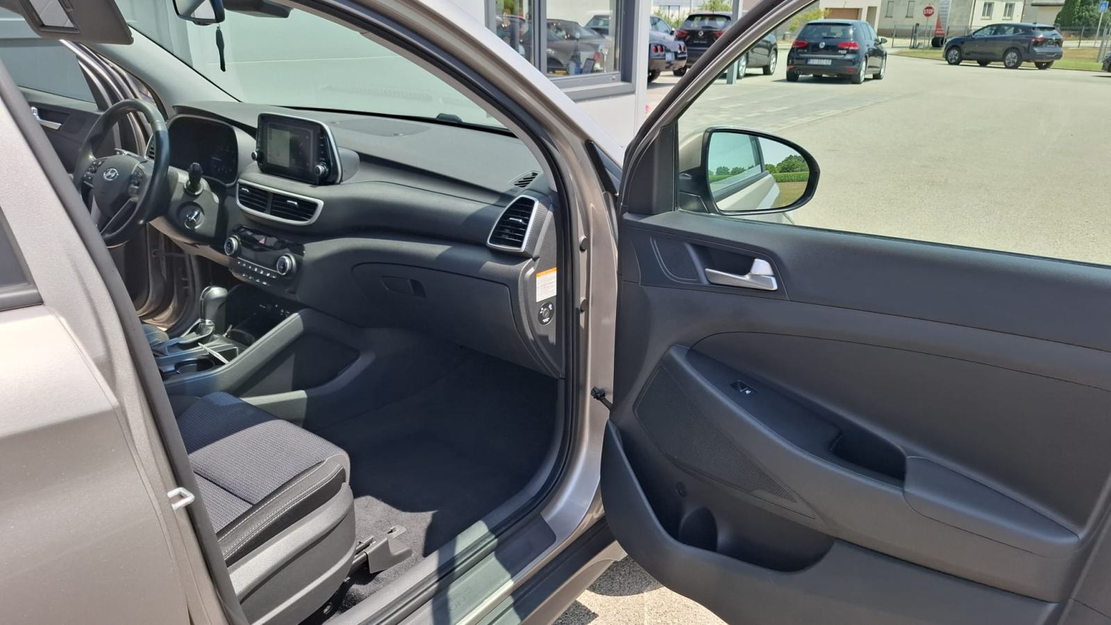 Hyundai Tucson 1,6 CRDi hibrid 48 v, fotografija 10