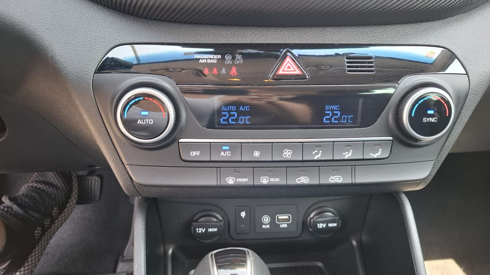 Hyundai Tucson 1,6 CRDi hibrid 48 v, fotografija 15