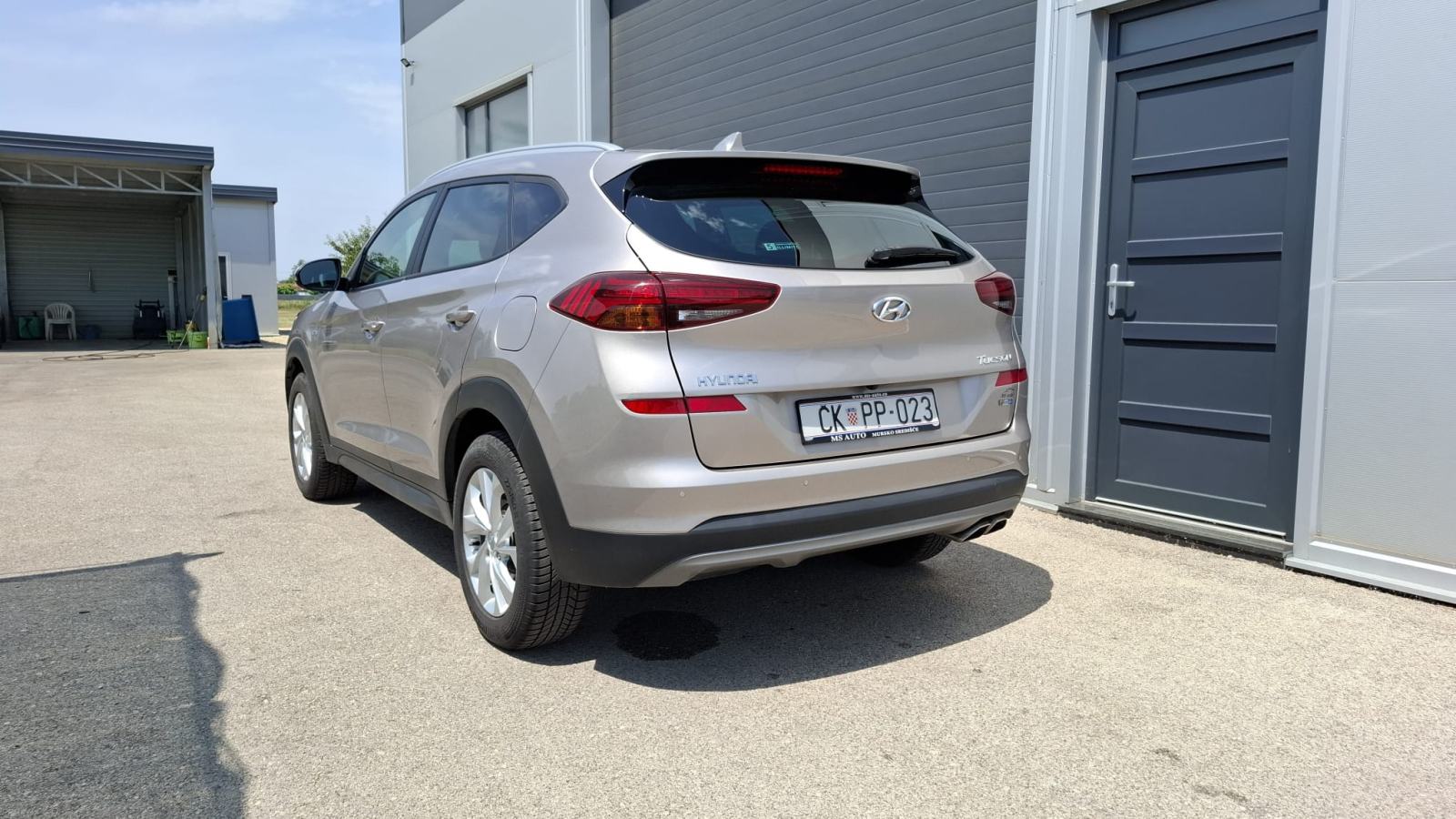 Hyundai Tucson 1,6 CRDi hibrid 48 v, fotografija 3