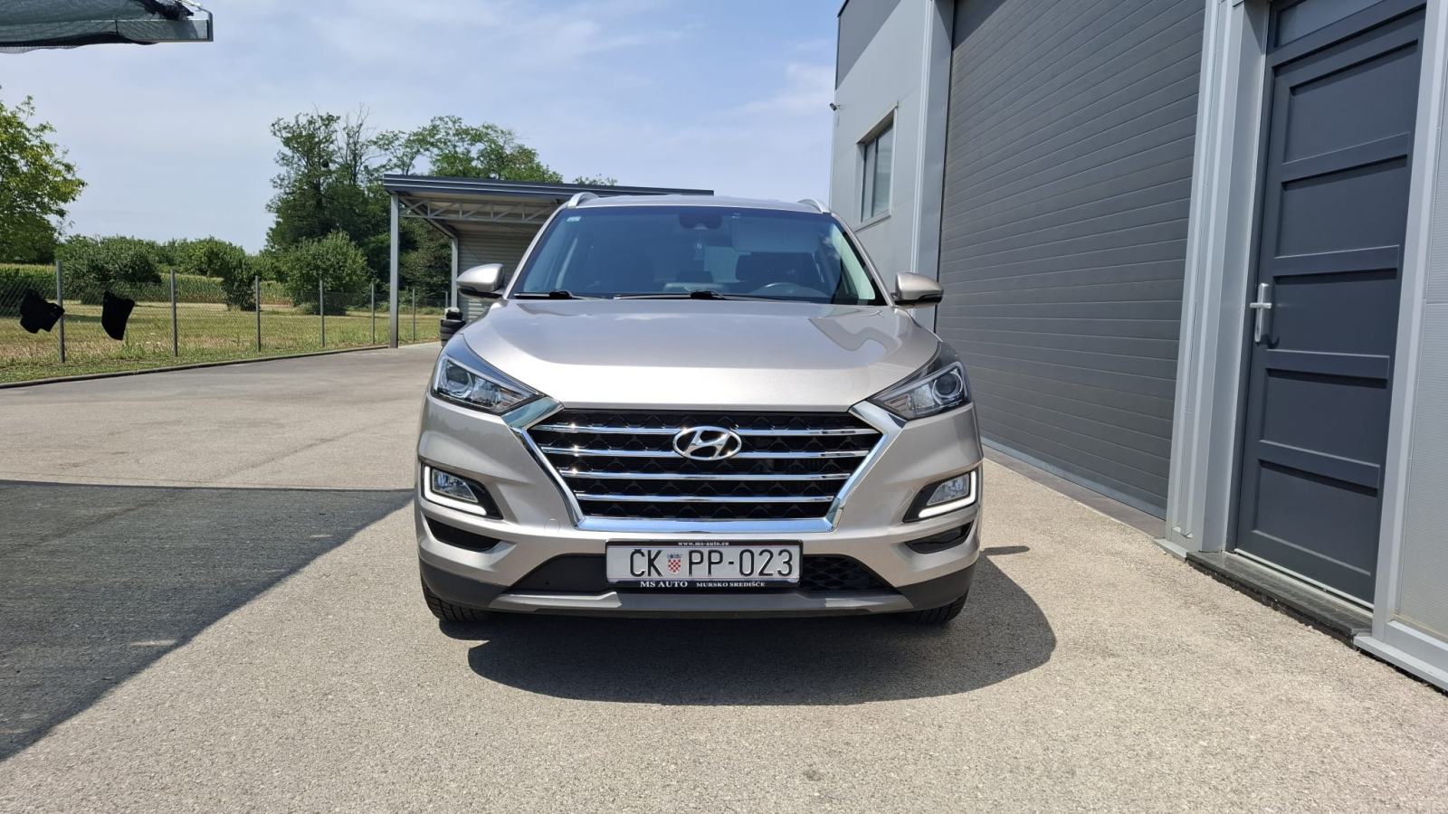 Hyundai Tucson 1,6 CRDi hibrid 48 v, fotografija 6