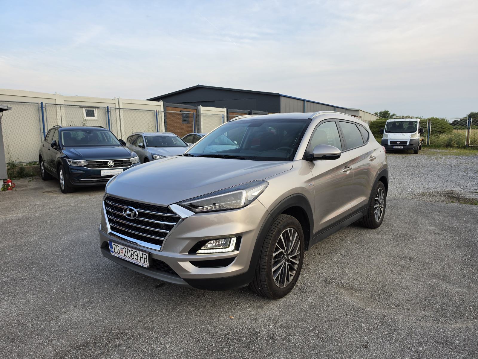 Hyundai Tucson 1,6 CRDi*HIBRID*HR AUTO *PRVI VLASNIK *, fotografija 3