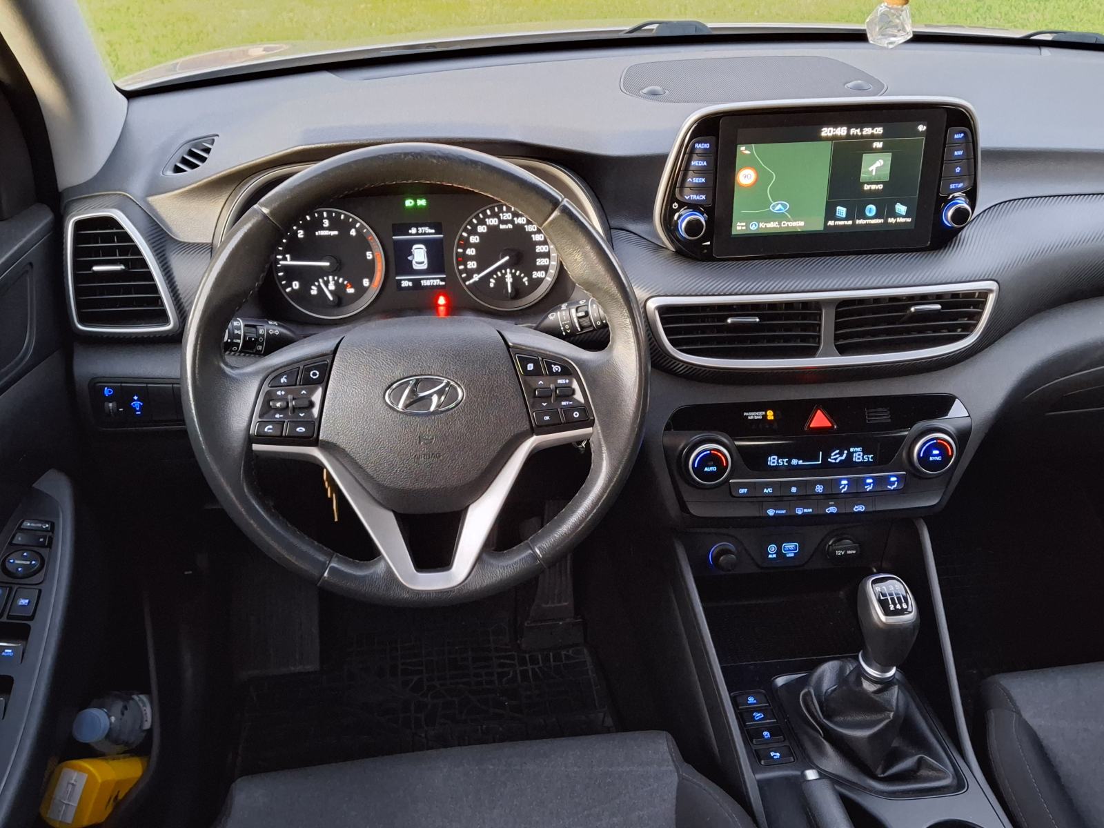 Hyundai Tucson 1,6 CRDi, NOVI KUPLJEN U HR, NAVI,KAMERA, SERVISNA, fotografija 11