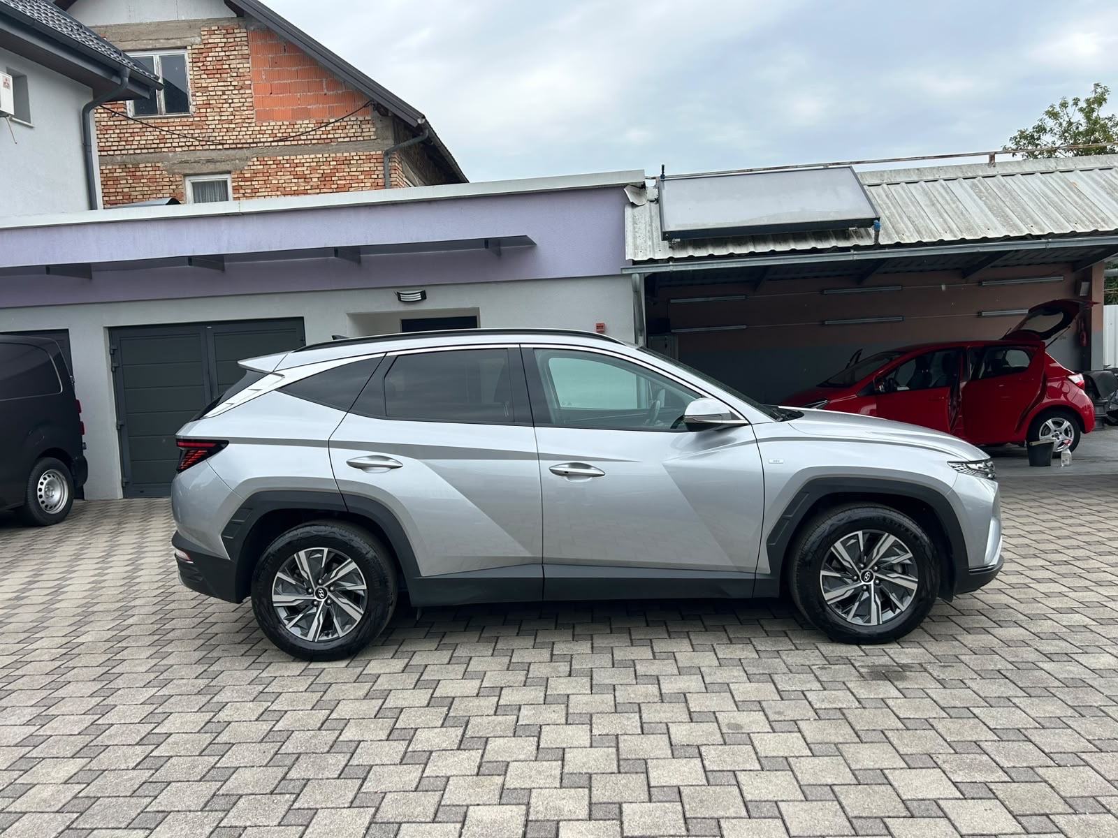 Hyundai Tucson 1,6 CRDi 48v garancija na km*, fotografija 6