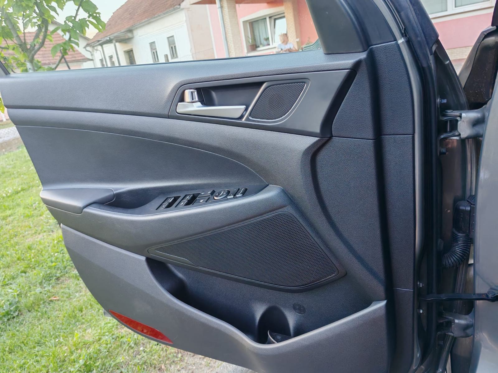 Hyundai Tucson 1,6 CRDi, fotografija 11