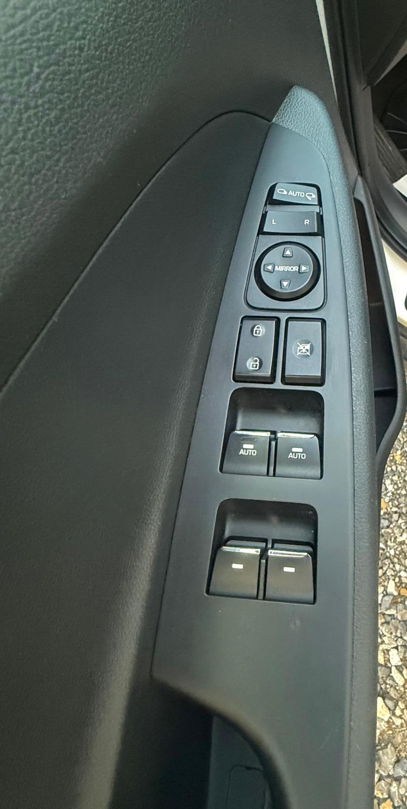Hyundai Tucson 1,6 CRDi ⭐️ REGISTRIRAN ⭐️, fotografija 13