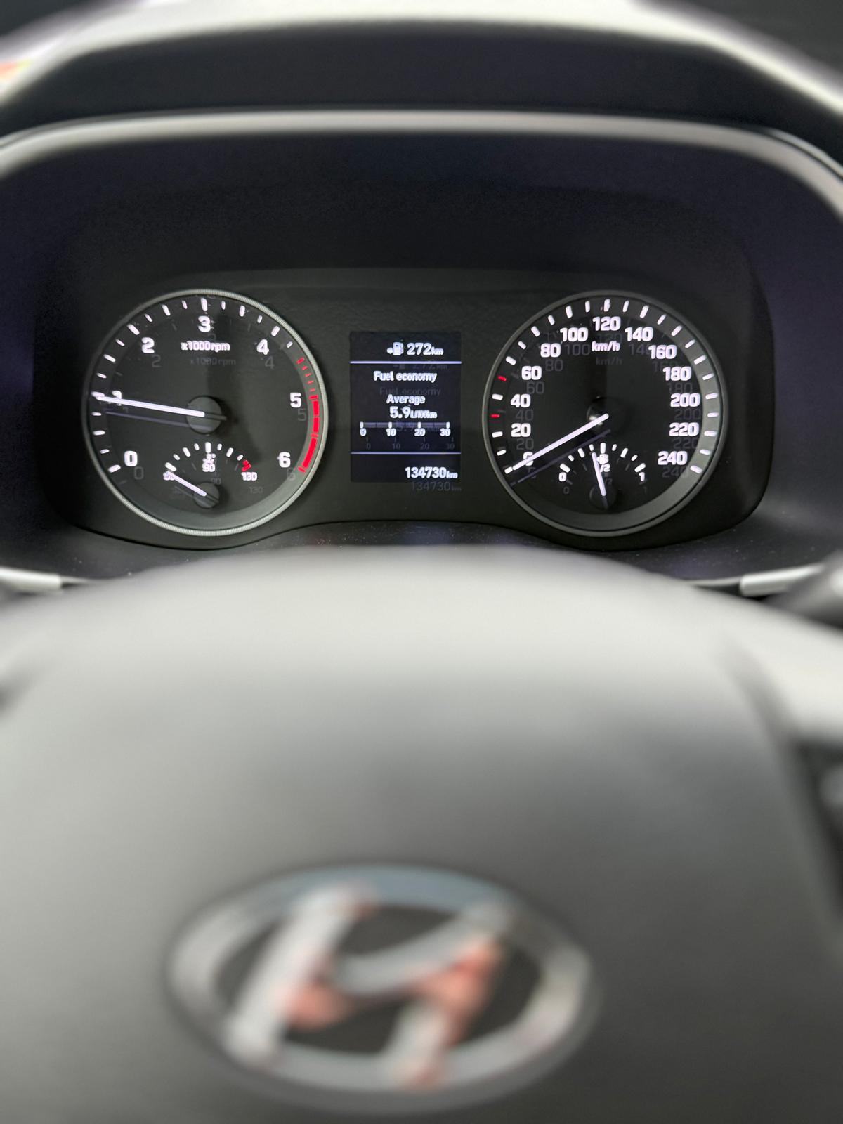 Hyundai Tucson 1,6 CRDi ⭐️ REGISTRIRAN ⭐️, fotografija 11