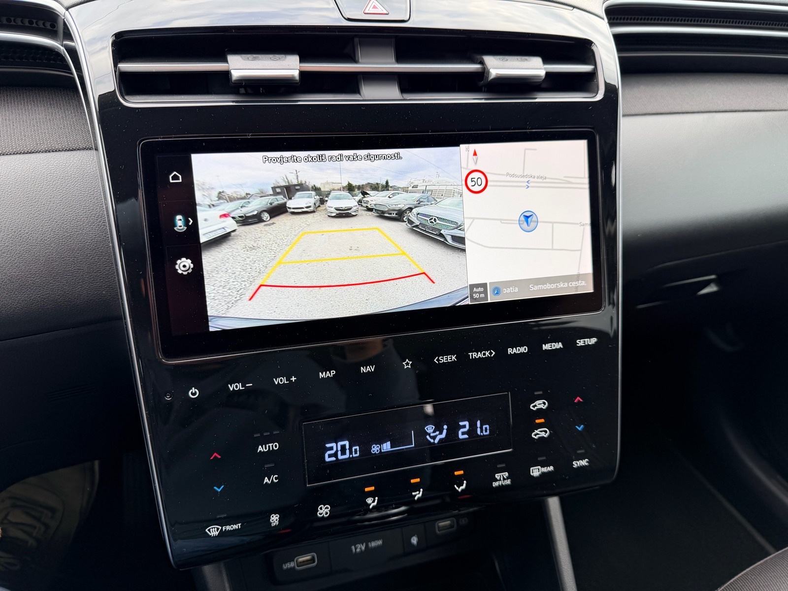 Hyundai Tucson 1,6 CRDi*SAMO 15.000km*ODLIČNO STANJE*, fotografija 12