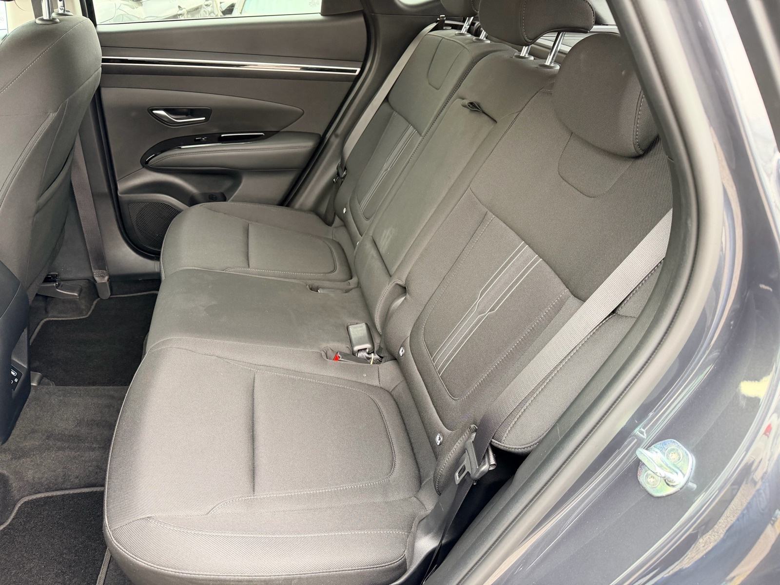 Hyundai Tucson 1,6 CRDi*SAMO 15.000km*ODLIČNO STANJE*, fotografija 20