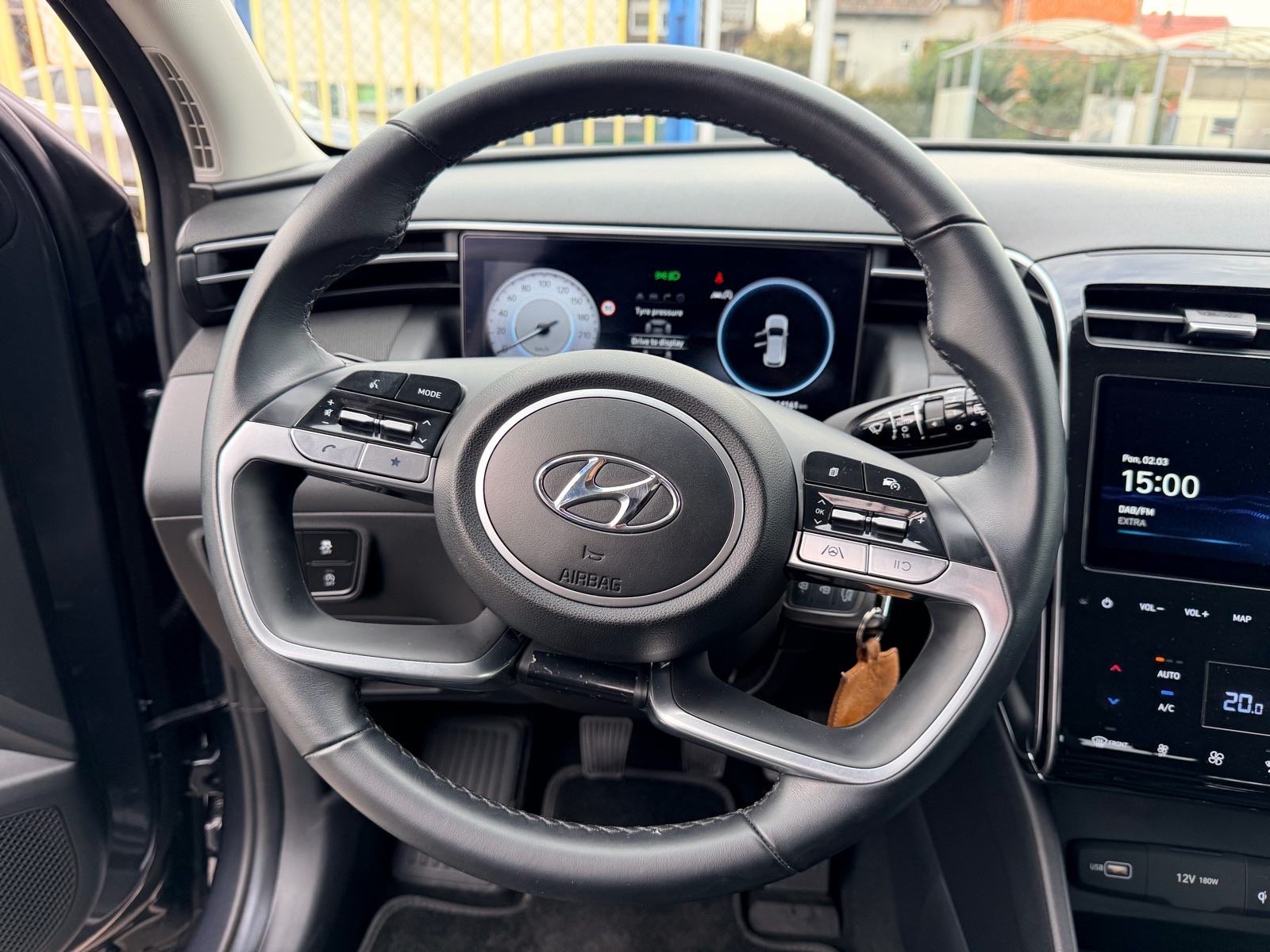 Hyundai Tucson 1,6 CRDi*SAMO 15.000km*ODLIČNO STANJE*, fotografija 13