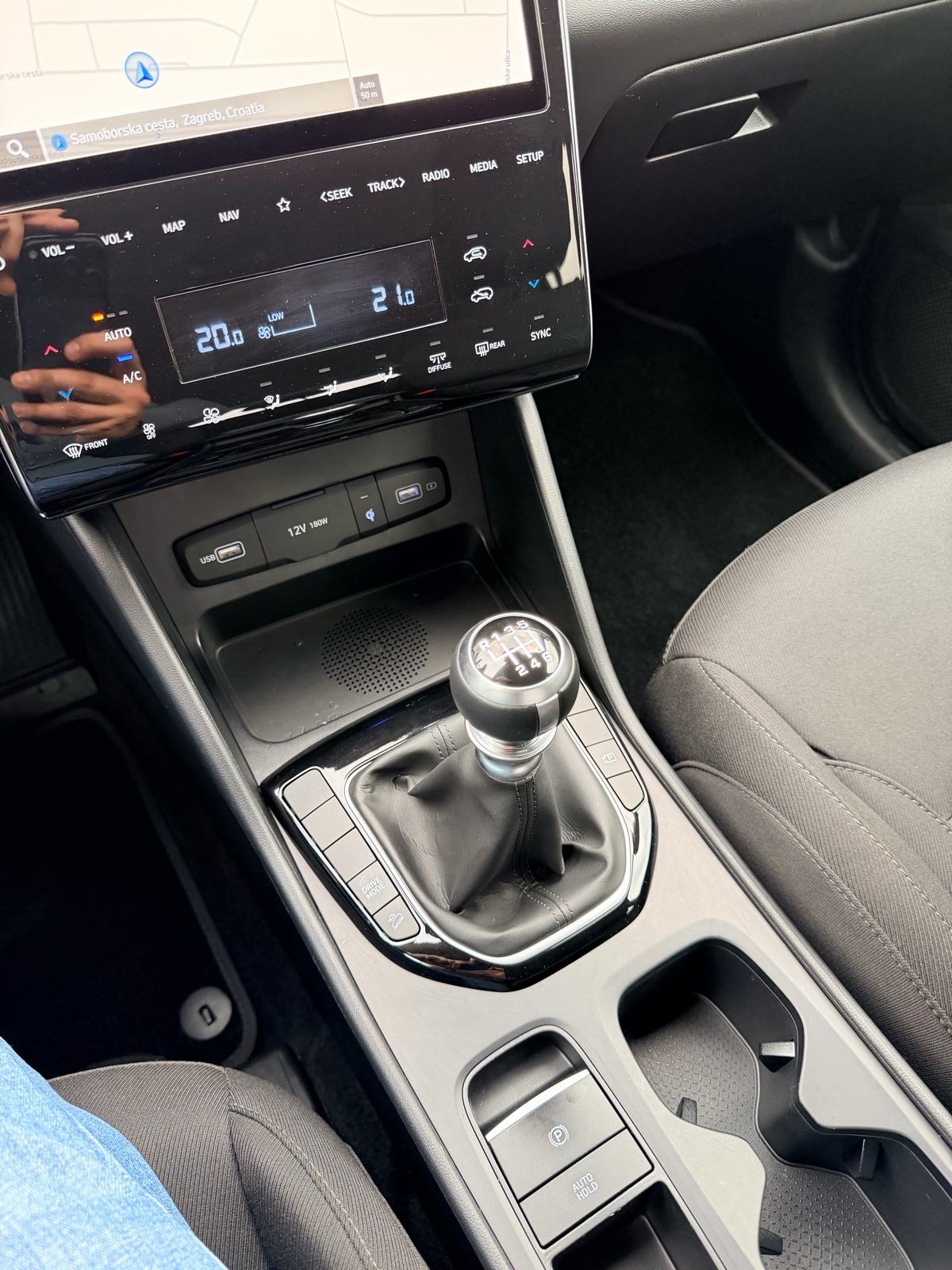 Hyundai Tucson 1,6 CRDi*SAMO 15.000km*ODLIČNO STANJE*, fotografija 17