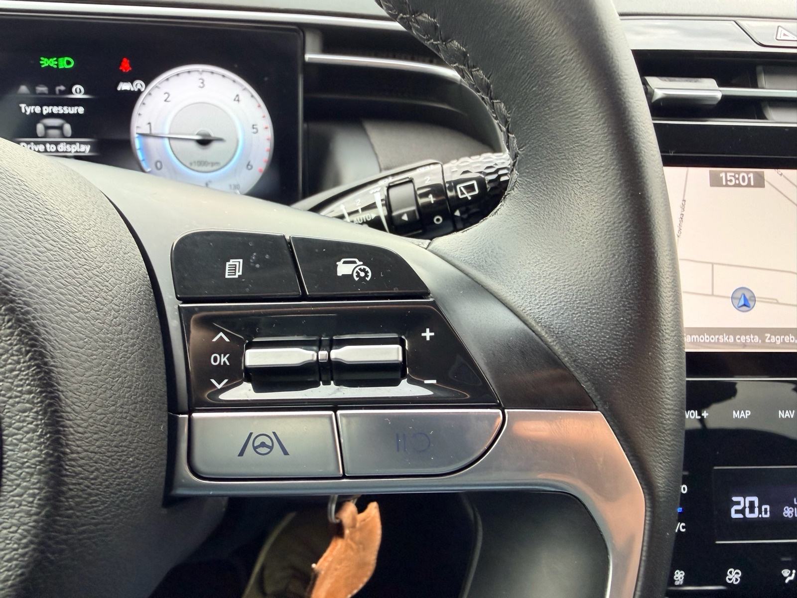 Hyundai Tucson 1,6 CRDi*SAMO 15.000km*ODLIČNO STANJE*, fotografija 16