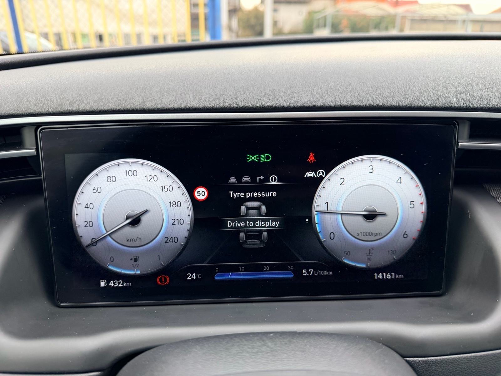 Hyundai Tucson 1,6 CRDi*SAMO 15.000km*ODLIČNO STANJE*, fotografija 18