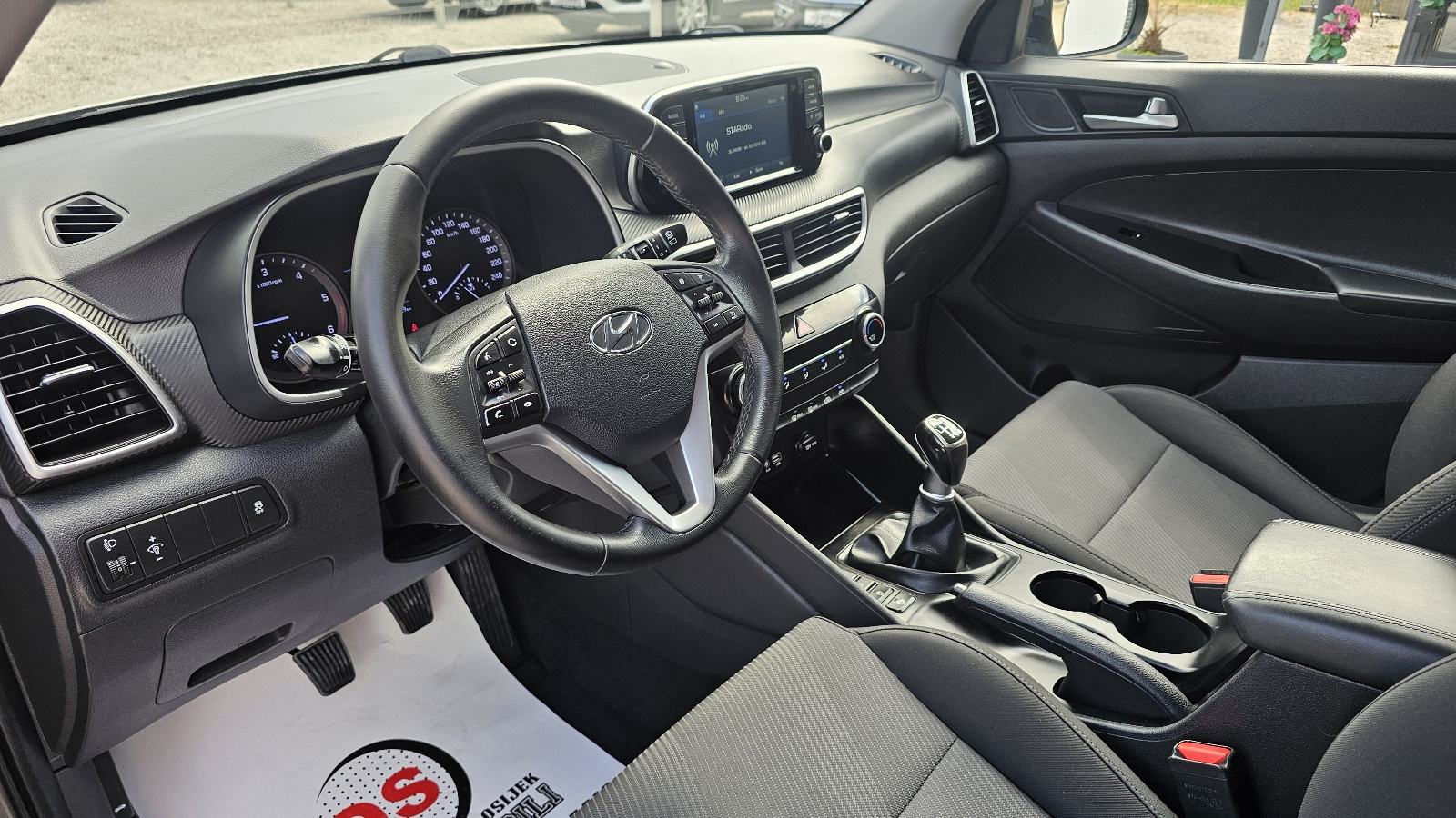 Hyundai Tucson 1,6 CRDi,KLIMA,TEMPOMAT,P.KAMERA,ALU17,ODLIČAN,JAMSTVO, fotografija 14