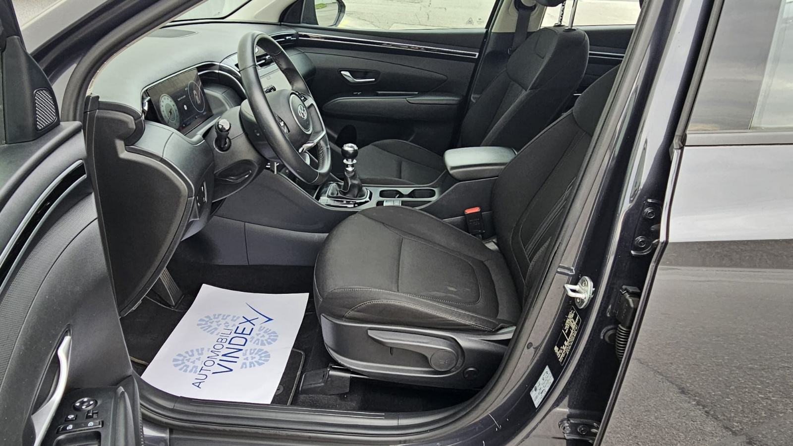 Hyundai Tucson 1,6 CRDi Style Navi 102000 km, fotografija 9