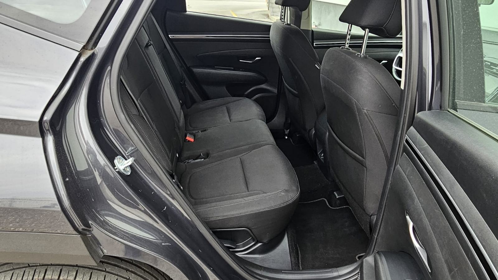 Hyundai Tucson 1,6 CRDi Style Navi 102000 km, fotografija 11