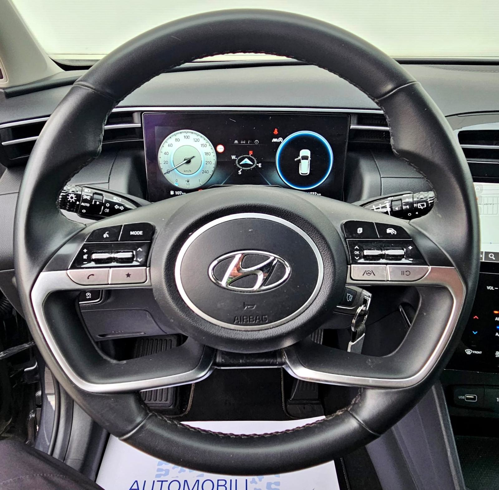 Hyundai Tucson 1,6 CRDi Style Navi 102000 km, fotografija 14