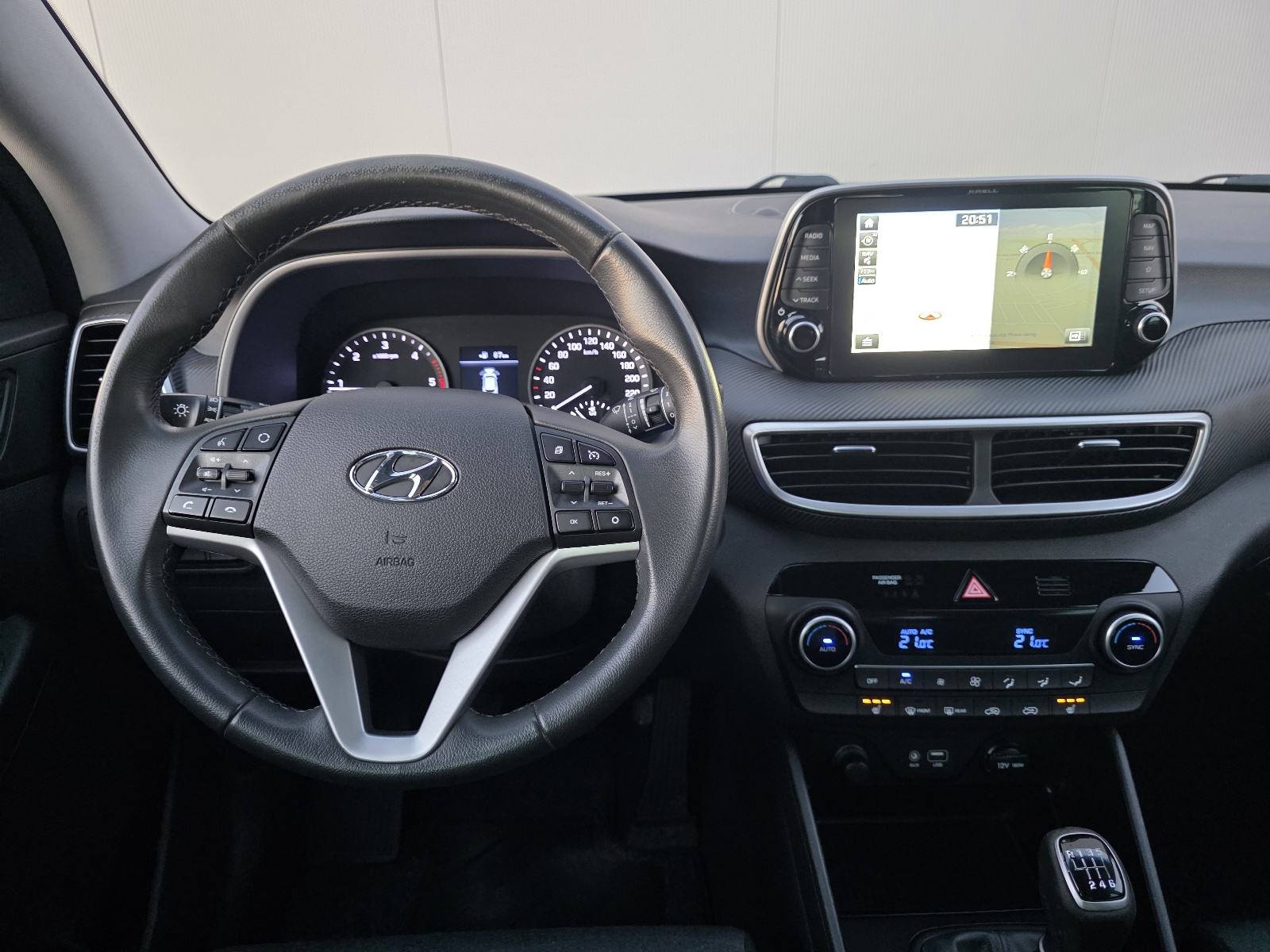HYUNDAI TUCSON 1.6 CRDI☆4X4☆KUKA☆1.VL.☆HR.AUTO☆100 KW☆KRELL☆LED☆, fotografija 18