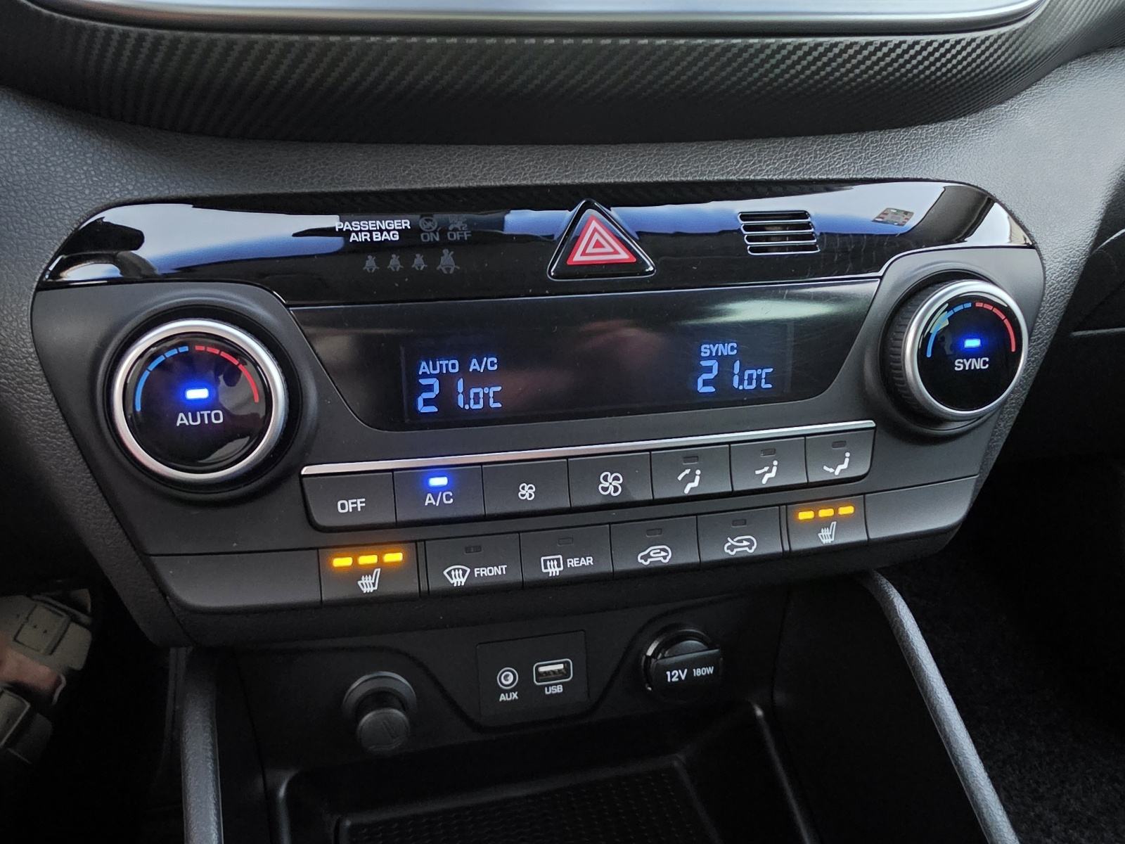 HYUNDAI TUCSON 1.6 CRDI☆4X4☆KUKA☆1.VL.☆HR.AUTO☆100 KW☆KRELL☆LED☆, fotografija 20