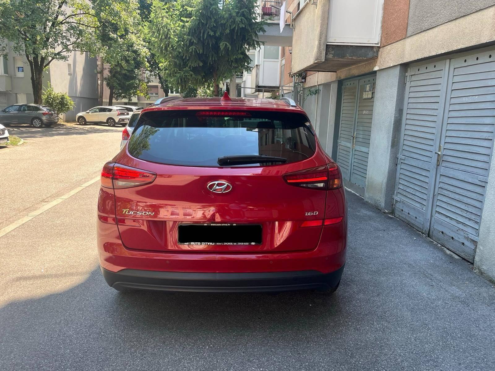 Hyundai Tucson 1,6 CRDi, automatic, Style GO NAVI plus - Prvi vlasnik, fotografija 4