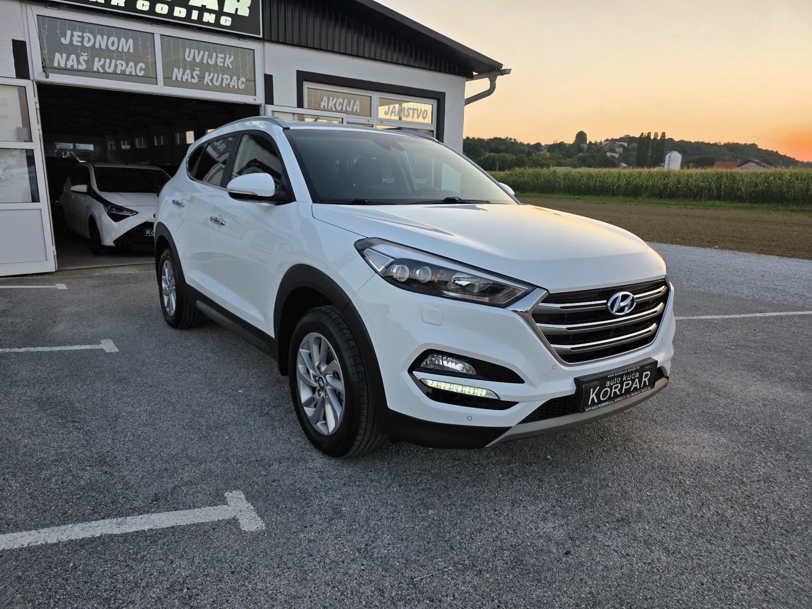 Hyundai Tucson 1,6 GDI IMPRESSION, 1.vl, SAMO 87.000km, KREDITI, fotografija 3