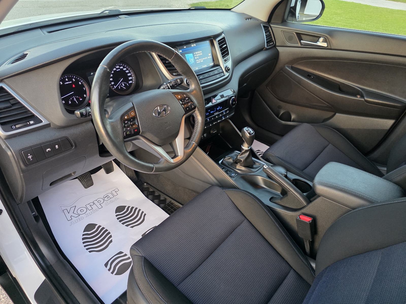 Hyundai Tucson 1,6 GDI IMPRESSION, 1.vl, SAMO 87.000km, KREDITI, fotografija 9