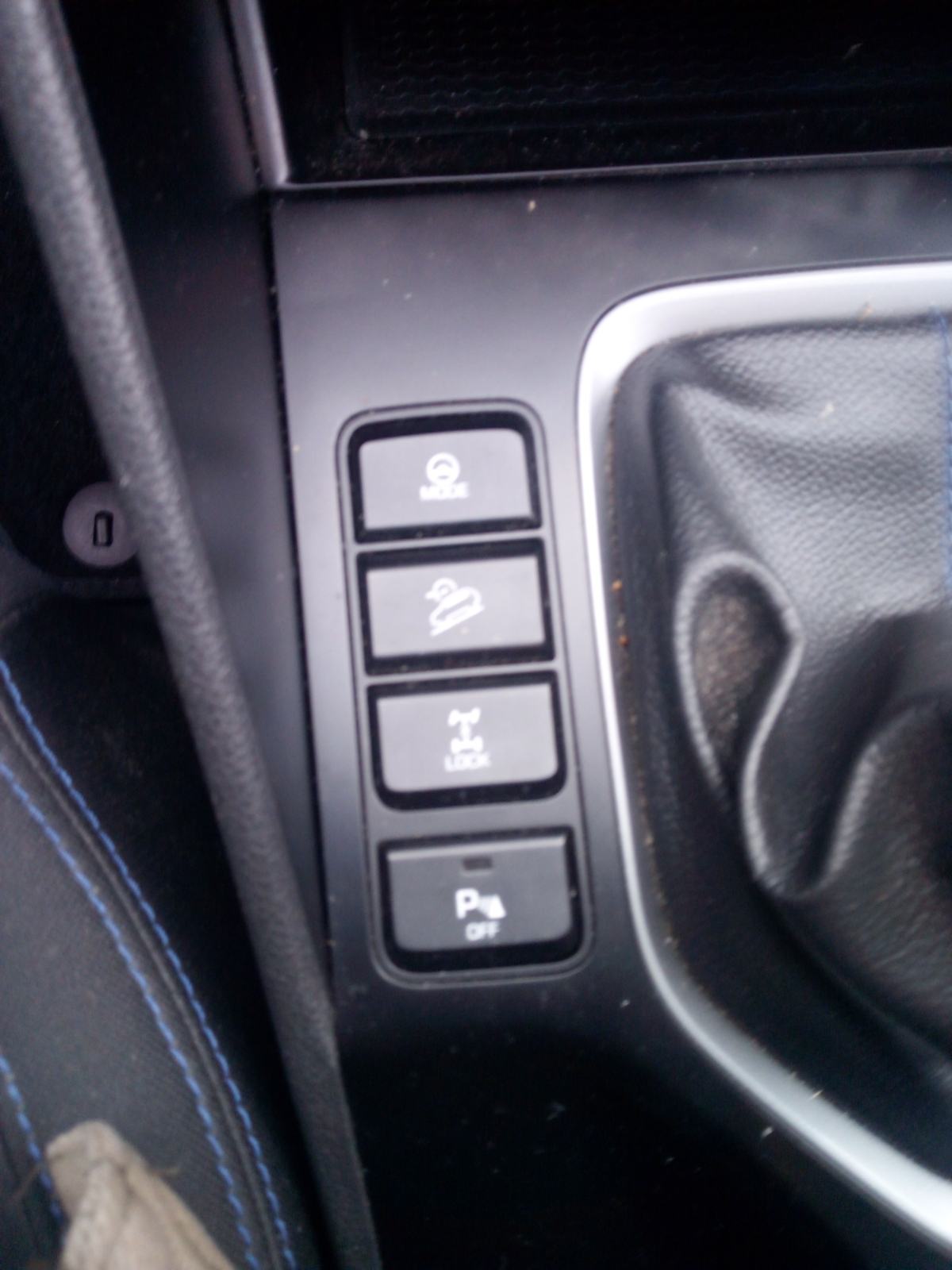 HYUNDAI TUCSON 1.6 GDT-i 4X4,, MAKSIMALNA SIGURNOSNA. I VOZNA OPREMA!,, fotografija 7