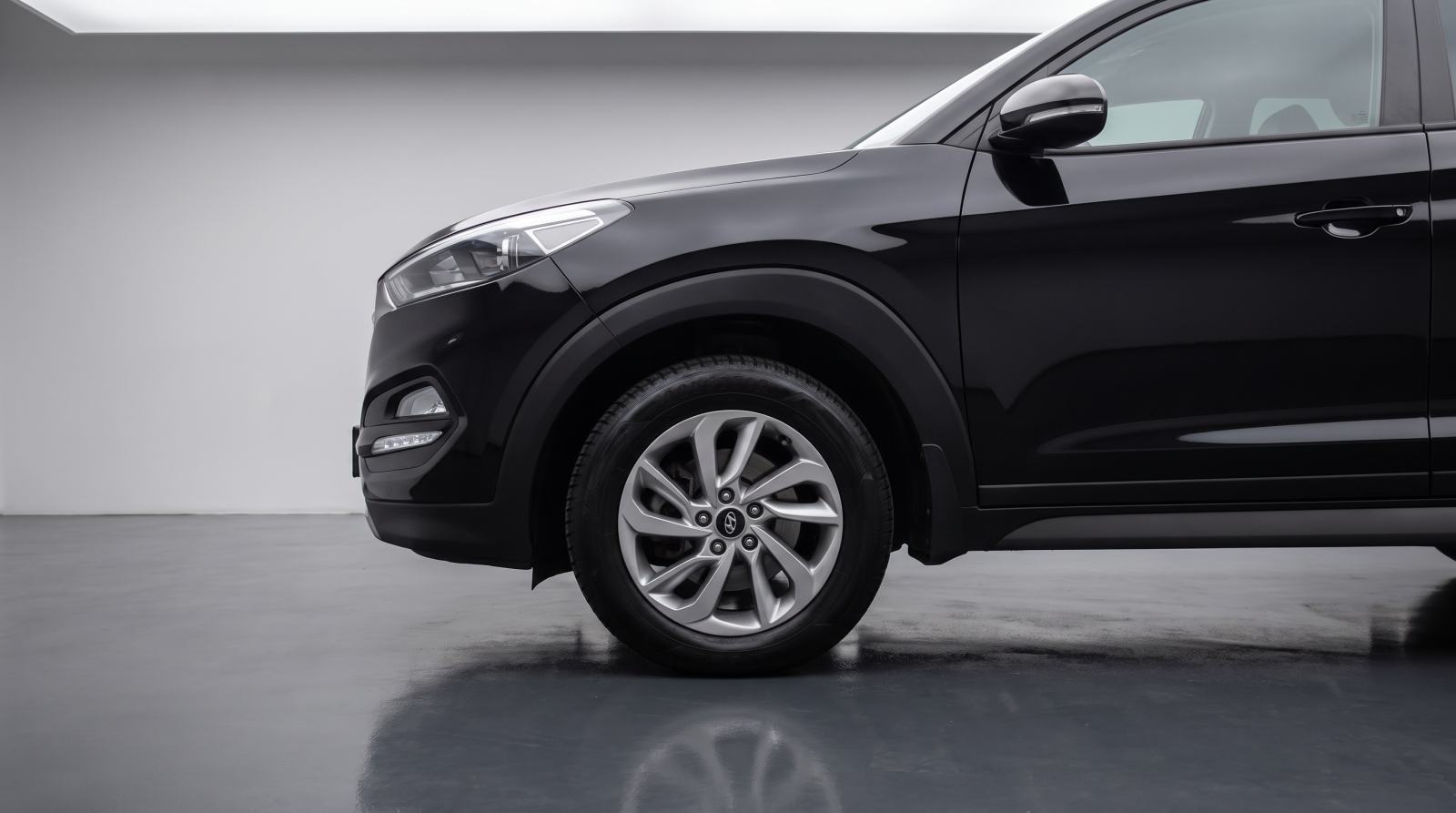 Hyundai Tucson 1,6 PREMIUM SAMO 50000 KM KAO NOV!!!!, fotografija 9
