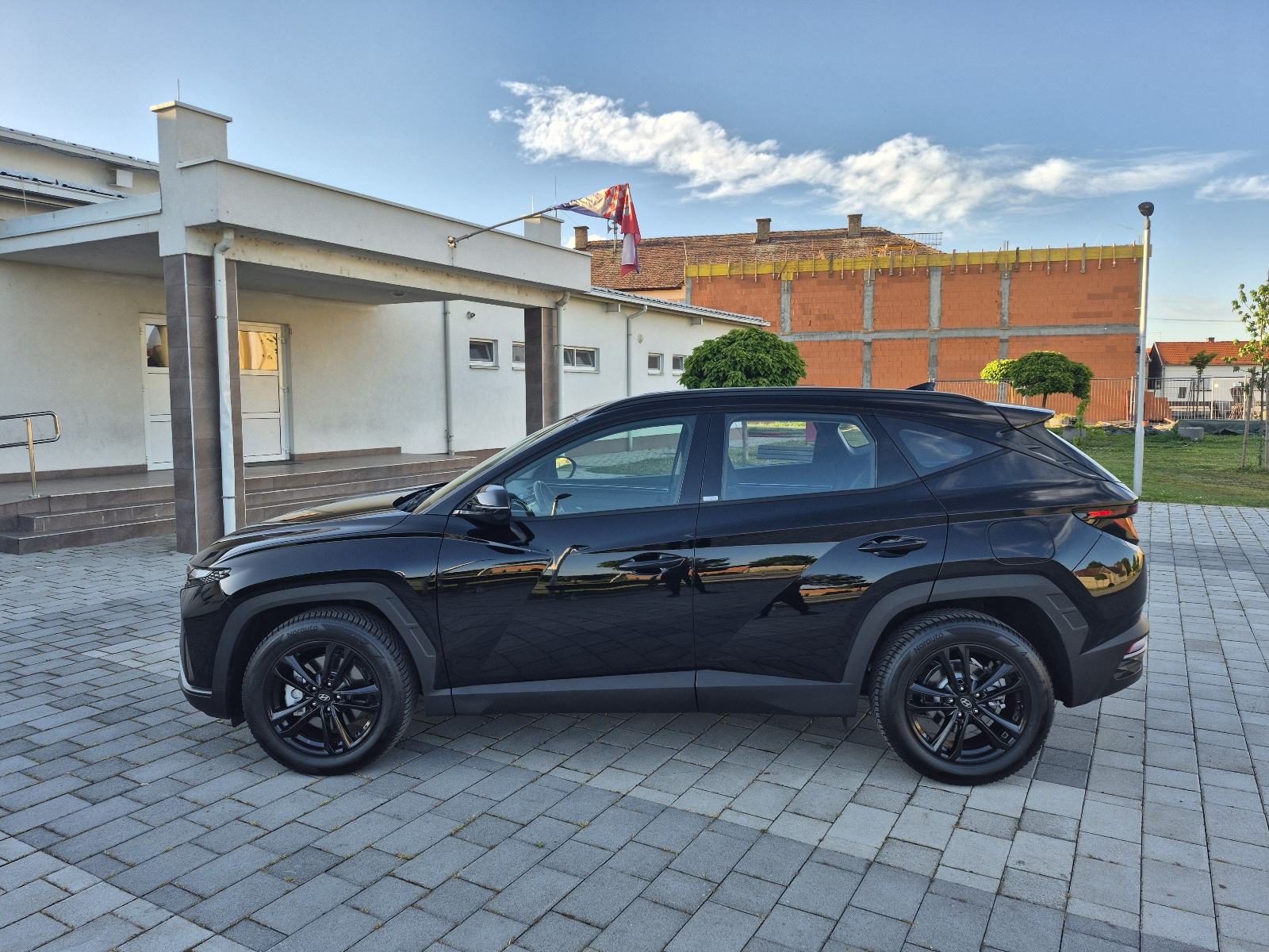 Hyundai Tucson 1,6 Benzin 110kw/150ks kamera,grijanje sjedala,senzori, fotografija 3