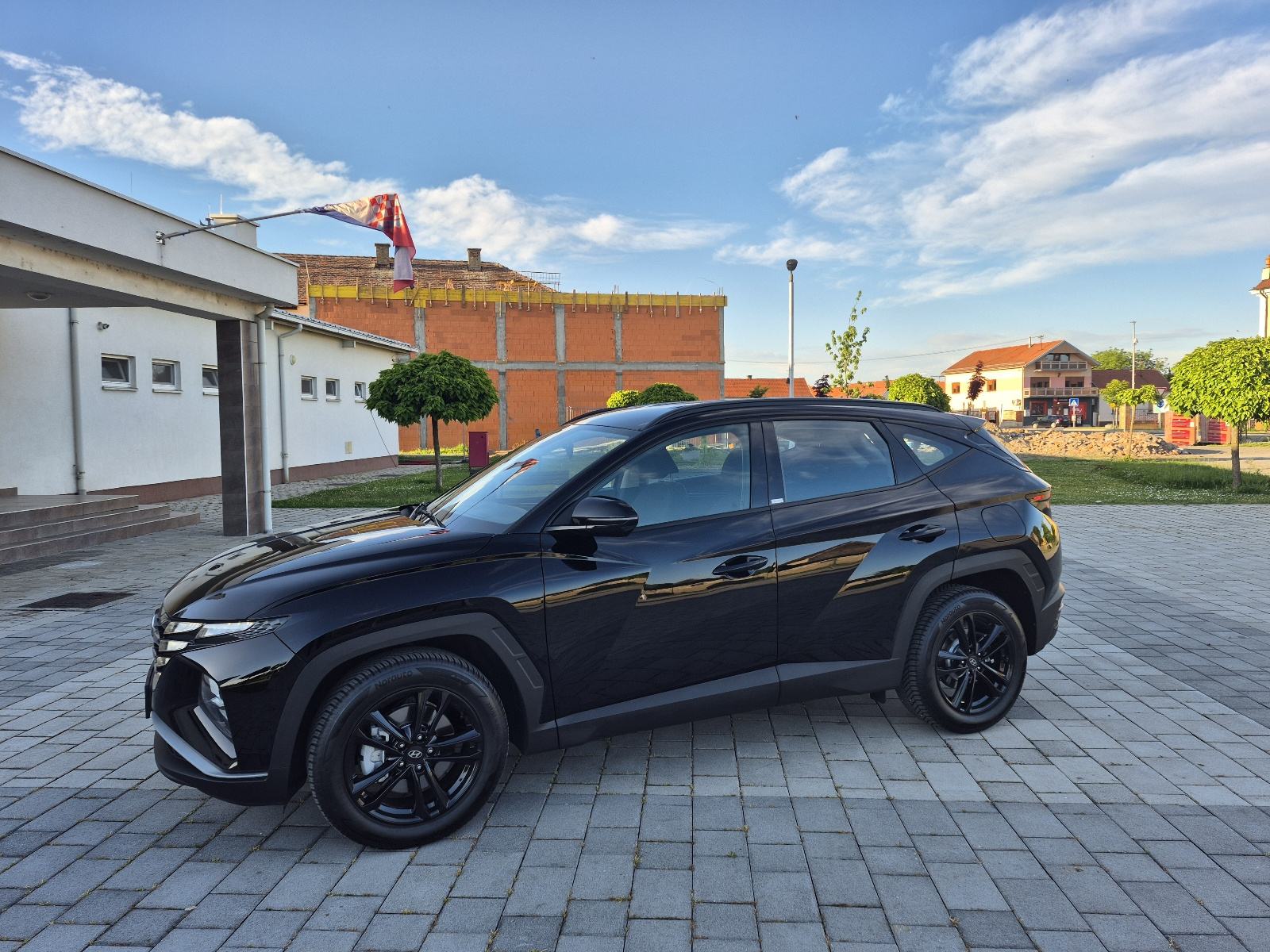 Hyundai Tucson 1,6 Benzin 110kw/150ks kamera,grijanje sjedala,senzori, fotografija 2