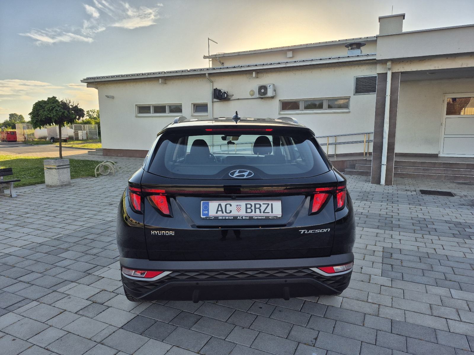 Hyundai Tucson 1,6 Benzin 110kw/150ks kamera,grijanje sjedala,senzori, fotografija 7
