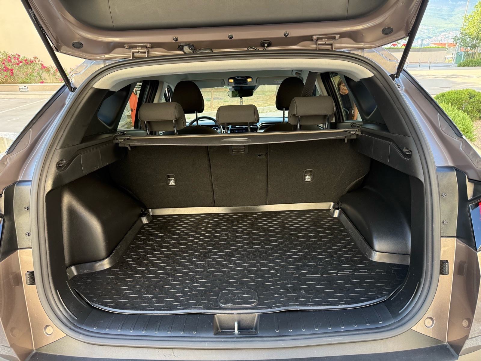 Hyundai Tucson 1,6 T-GDI Automatik, fotografija 10