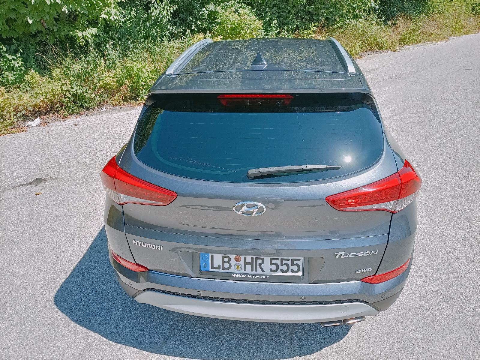 Hyundai Tucson 1,6gdi 4x4 ** Premium * FULL * webasto * servisna **, fotografija 6