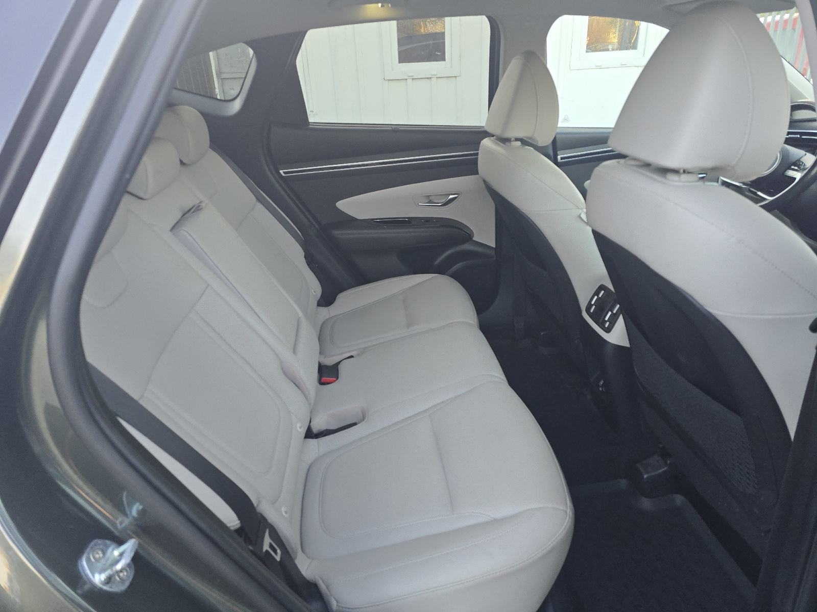 Hyundai Tucson 1,6T automatik, fotografija 5