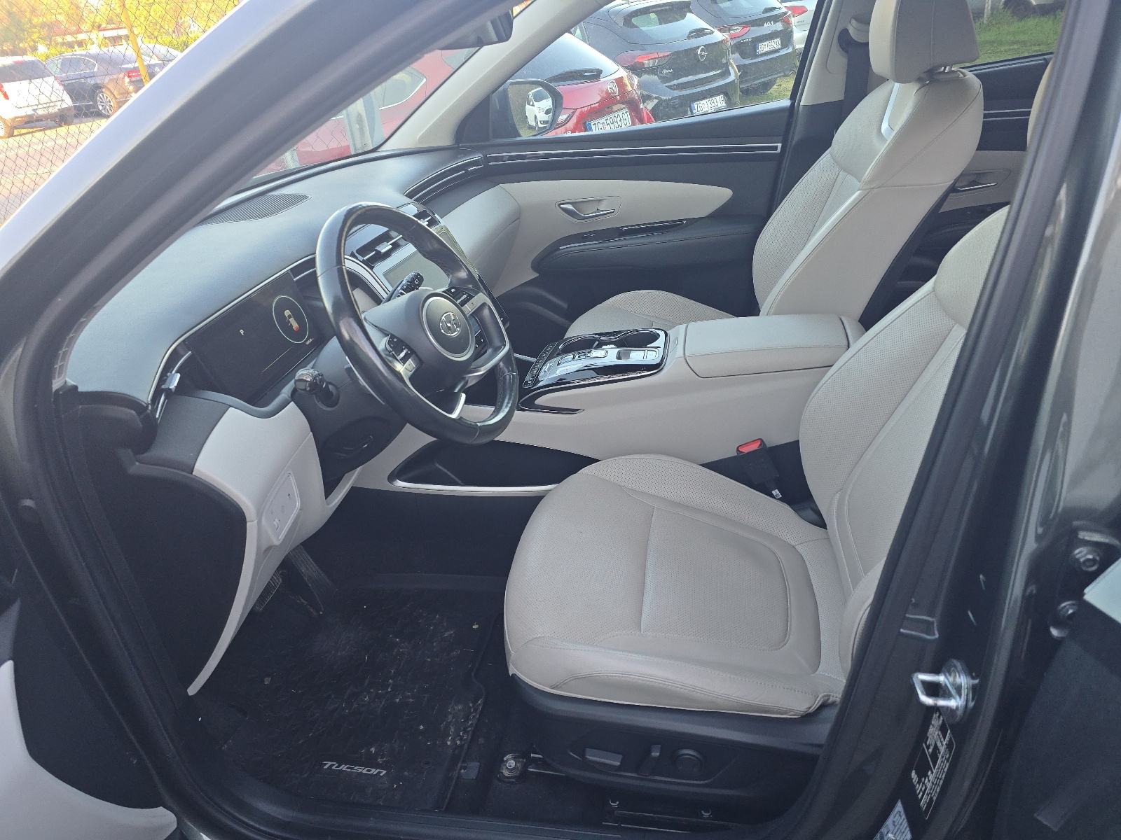 Hyundai Tucson 1,6T automatik, fotografija 9