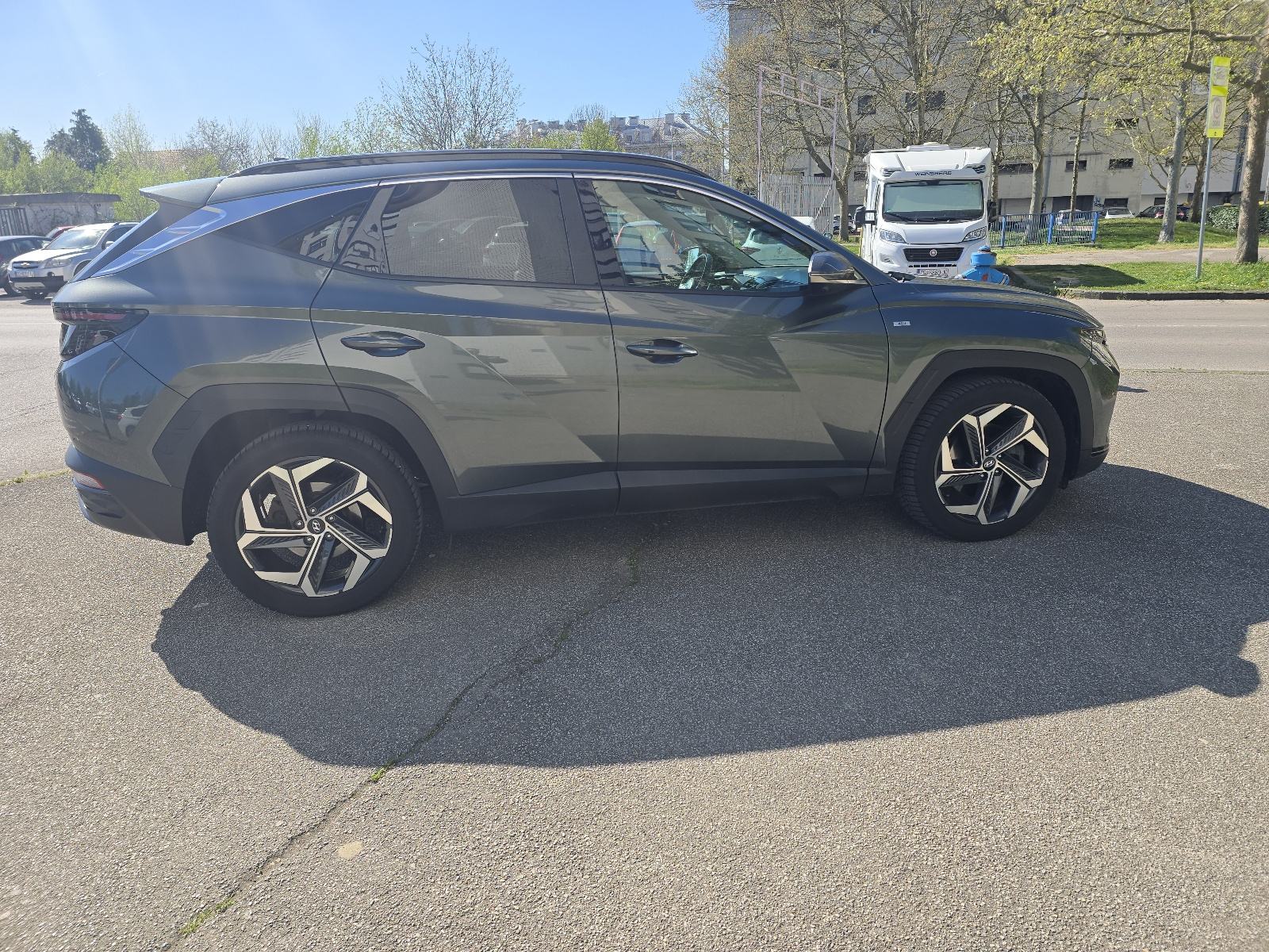 Hyundai Tucson 1,6T automatik, fotografija 13