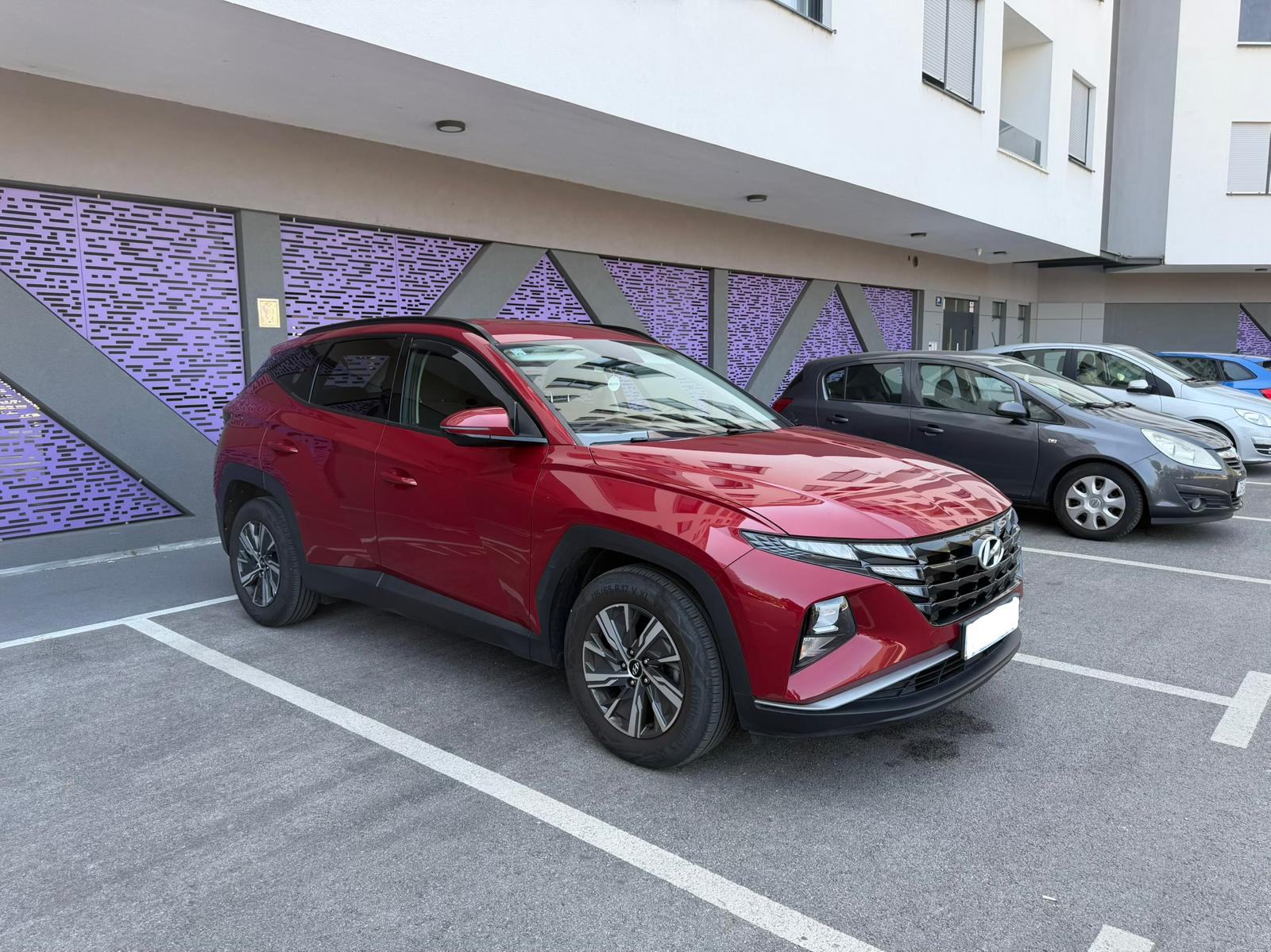 Hyundai Tucson 1,6T, fotografija 1