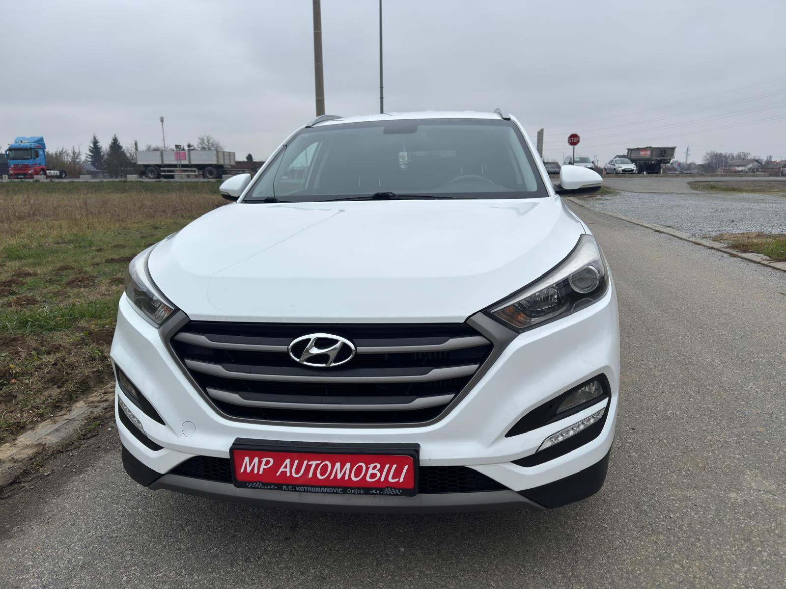 Hyundai Tucson 1.7 CRDi-2017god.md-CLIMATRONIC-media,alu,xenon,KARTICE, fotografija 2