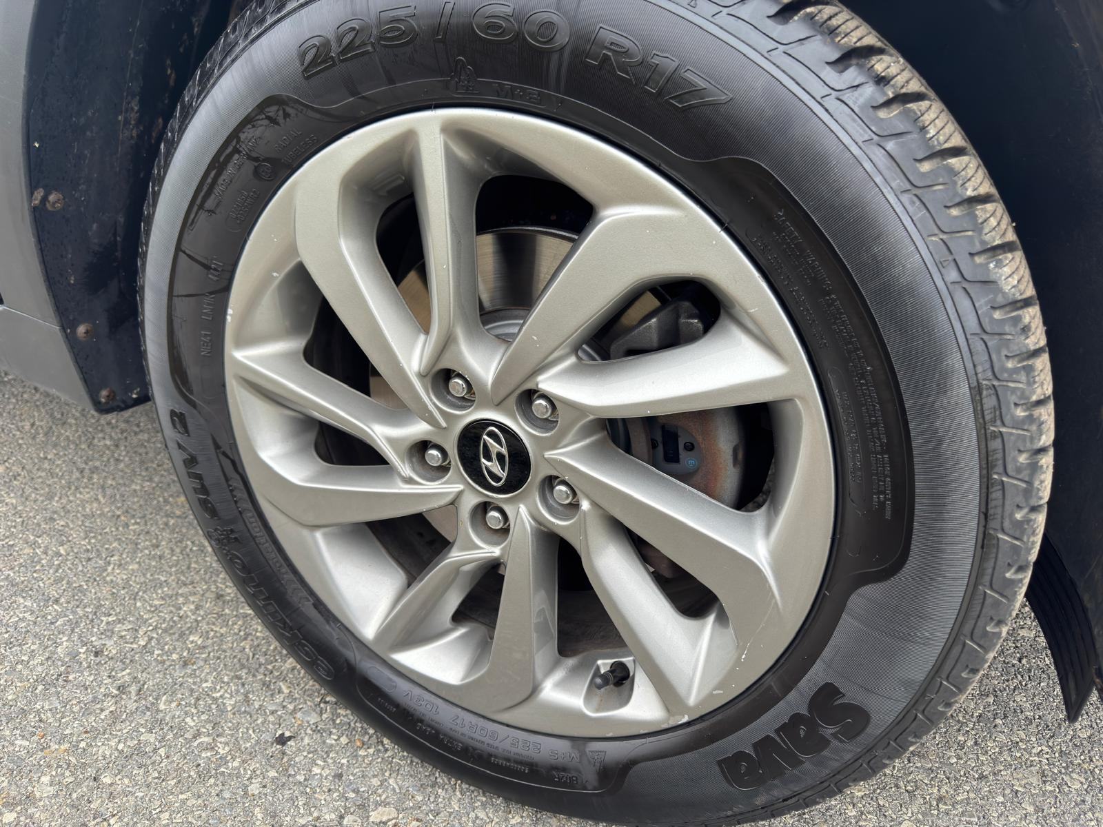 Hyundai Tucson 1.7 CRDi-2017god.md-CLIMATRONIC-media,alu,xenon,KARTICE, fotografija 6