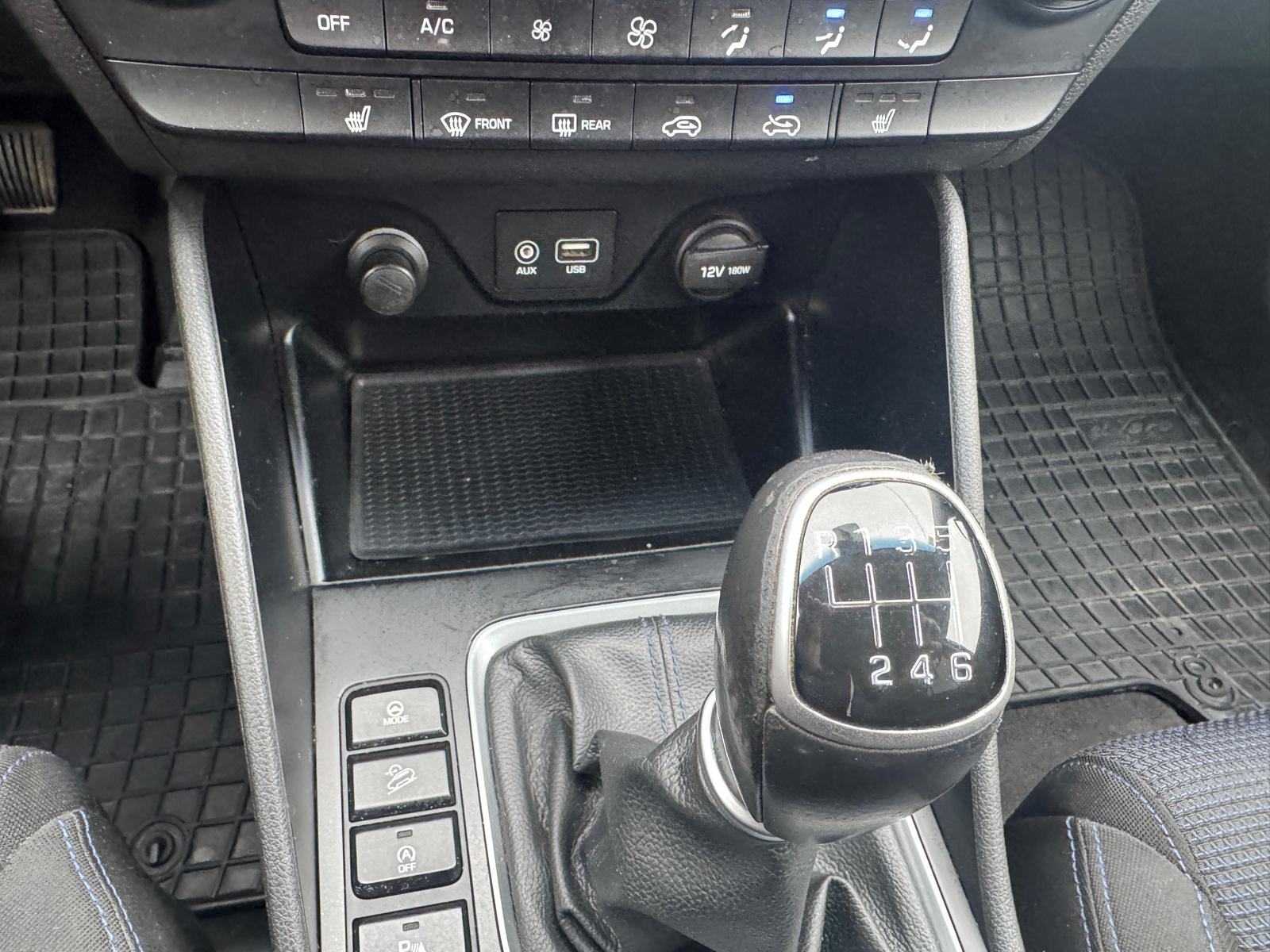 Hyundai Tucson 1.7 CRDi-2017god.md-CLIMATRONIC-media,alu,xenon,KARTICE, fotografija 18