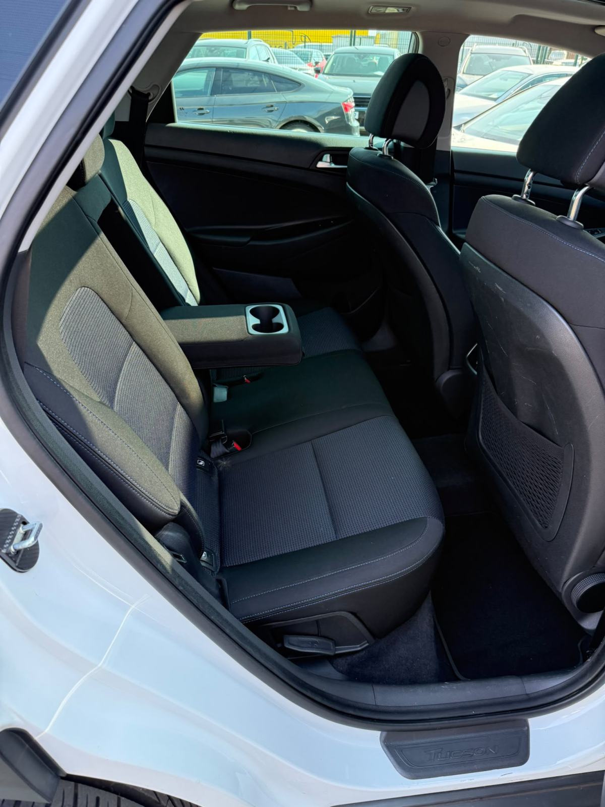 Hyundai Tucson 1,7 CRDi AUTOMATIK °KAMERA°NAVI°KEYLESS°REG:6/2027°, fotografija 15