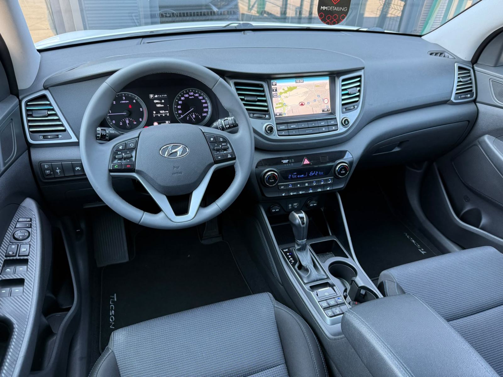 Hyundai Tucson 1,7 CRDi AUTOMATIK °KAMERA°NAVI°KEYLESS°REG:6/2027°, fotografija 8