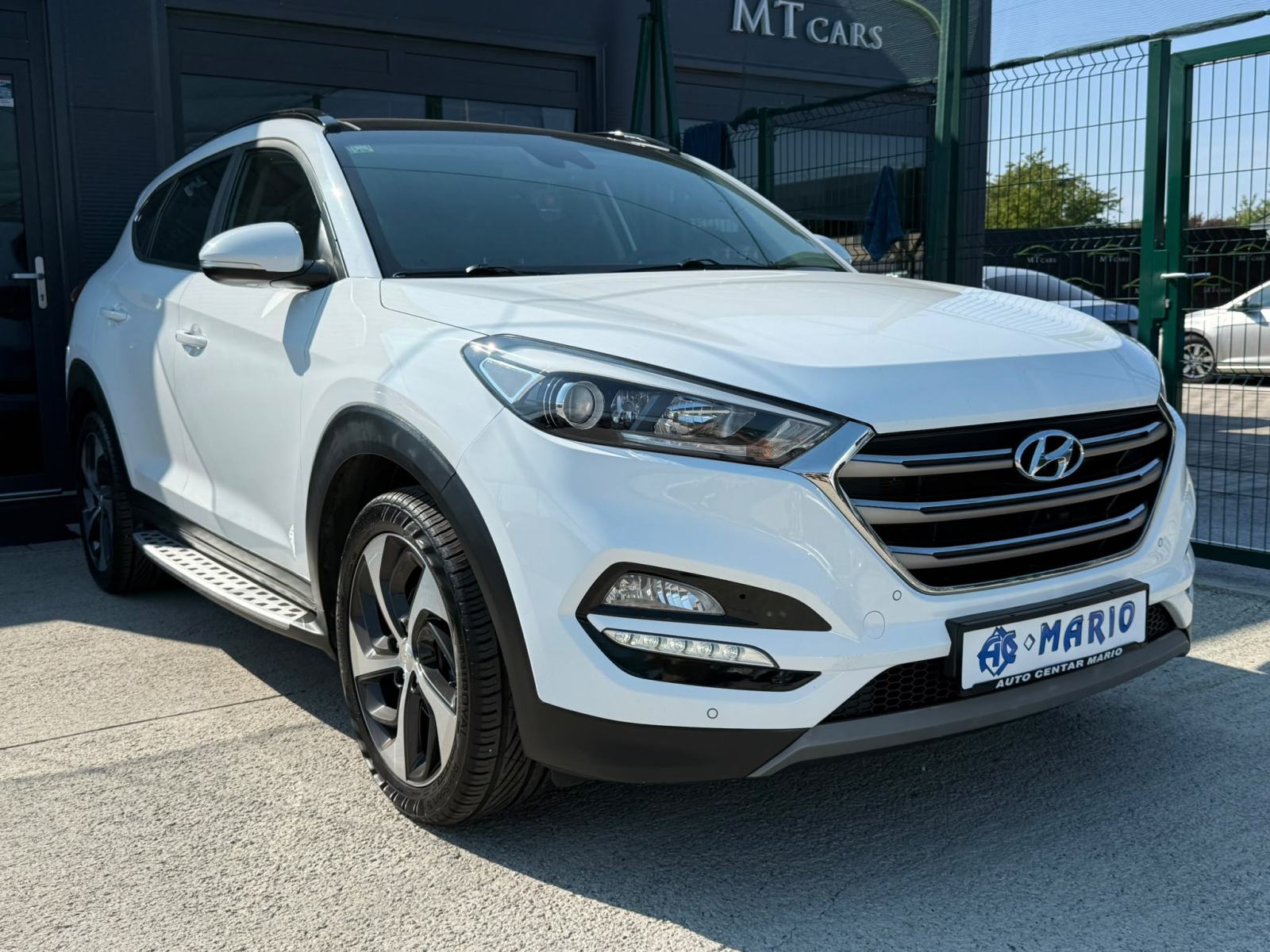 Hyundai Tucson 1,7 CRDi AUTOMATIK °KAMERA°NAVI°KEYLESS°REG:6/2027°, fotografija 4