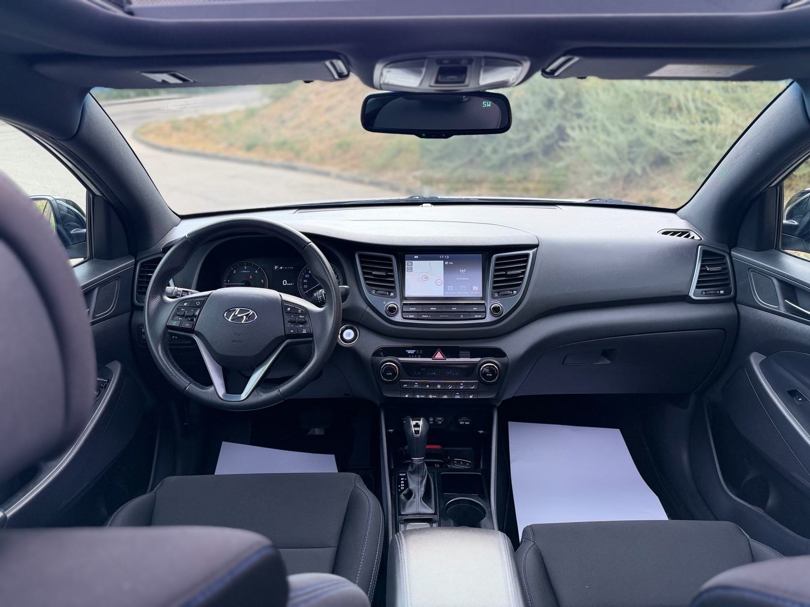 Hyundai Tucson 1.7 CRDi Automatik Pano Navi / Jamstvo, fotografija 10