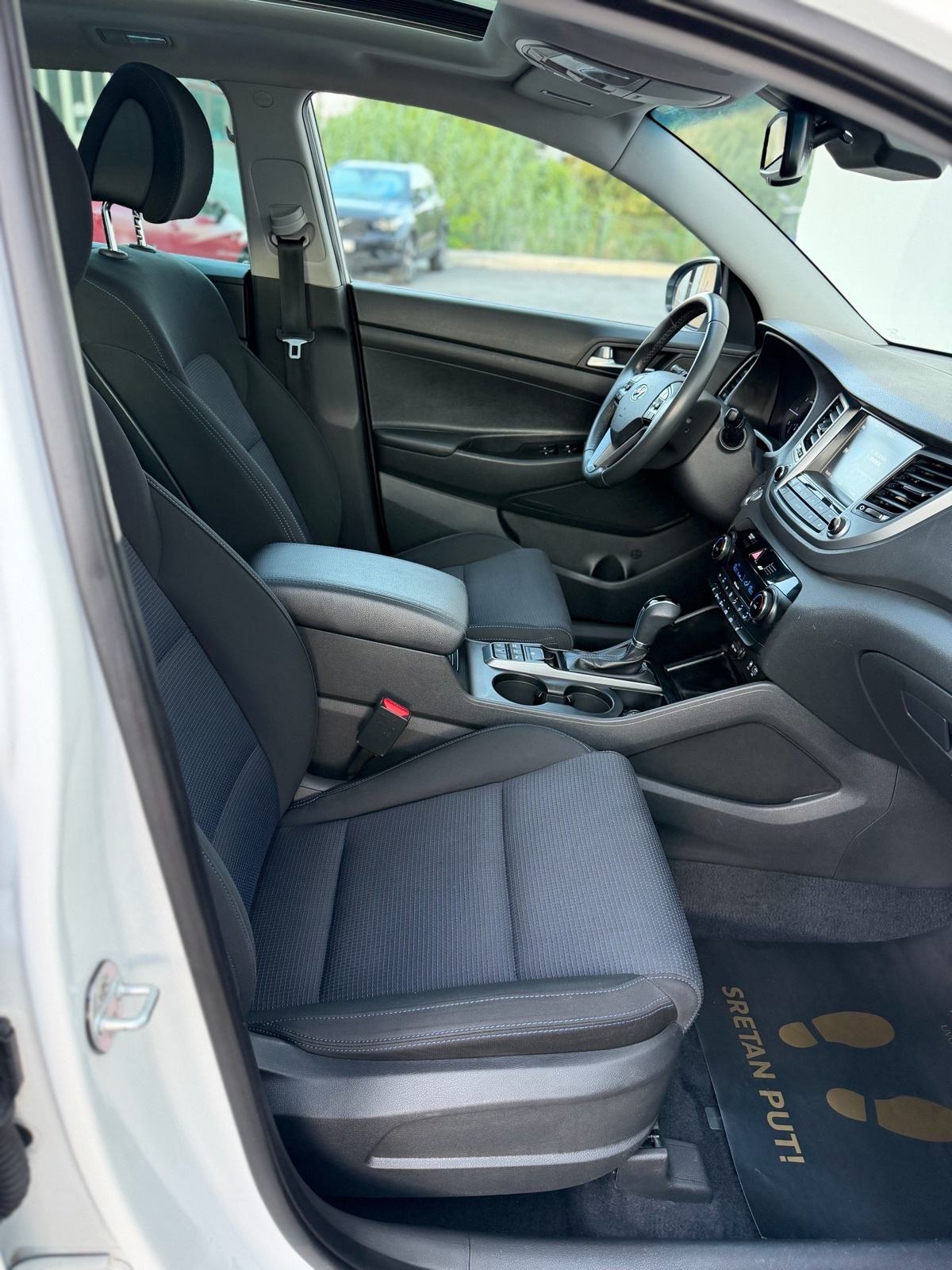 Hyundai Tucson 1,7 CRDi CREATIVE/ AUTOMATIK/PANORAMA✅JAMSTVO 12 MJ, fotografija 20