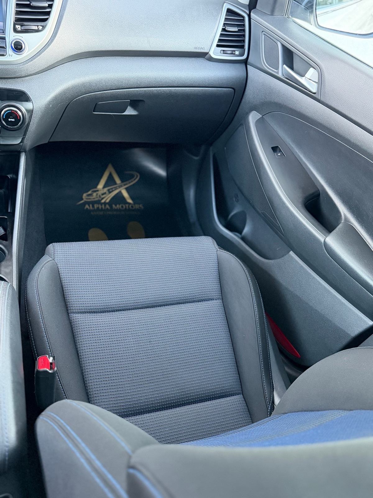 Hyundai Tucson 1,7 CRDi CREATIVE/ AUTOMATIK/PANORAMA✅JAMSTVO 12 MJ, fotografija 13