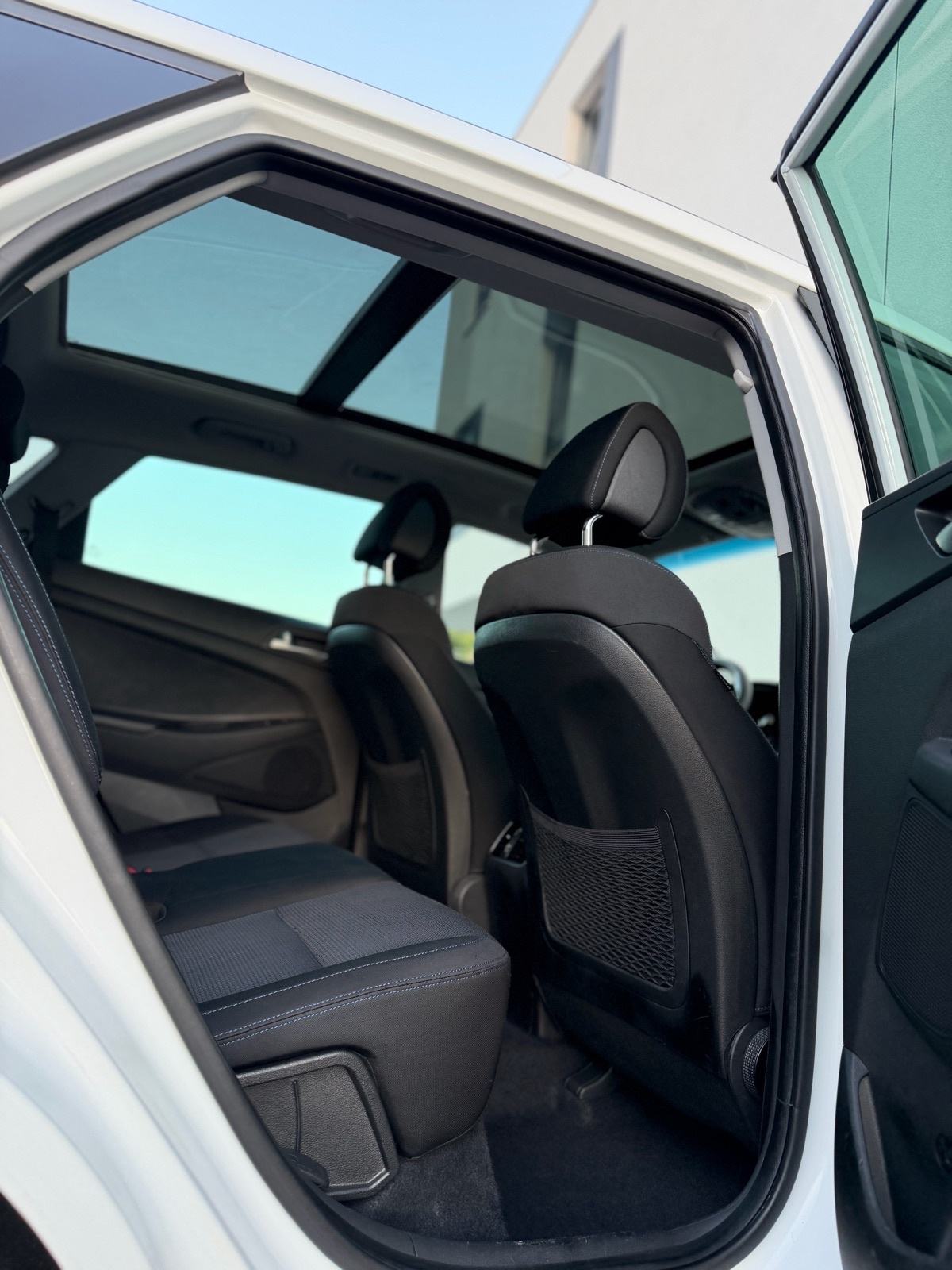Hyundai Tucson 1,7 CRDi CREATIVE/ AUTOMATIK/PANORAMA✅JAMSTVO 12 MJ, fotografija 19